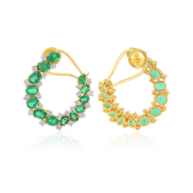 Contemporary 6.7 Carats Zambian Emerald Diamond 14 Karat Gold Hoop Earrings For Sale