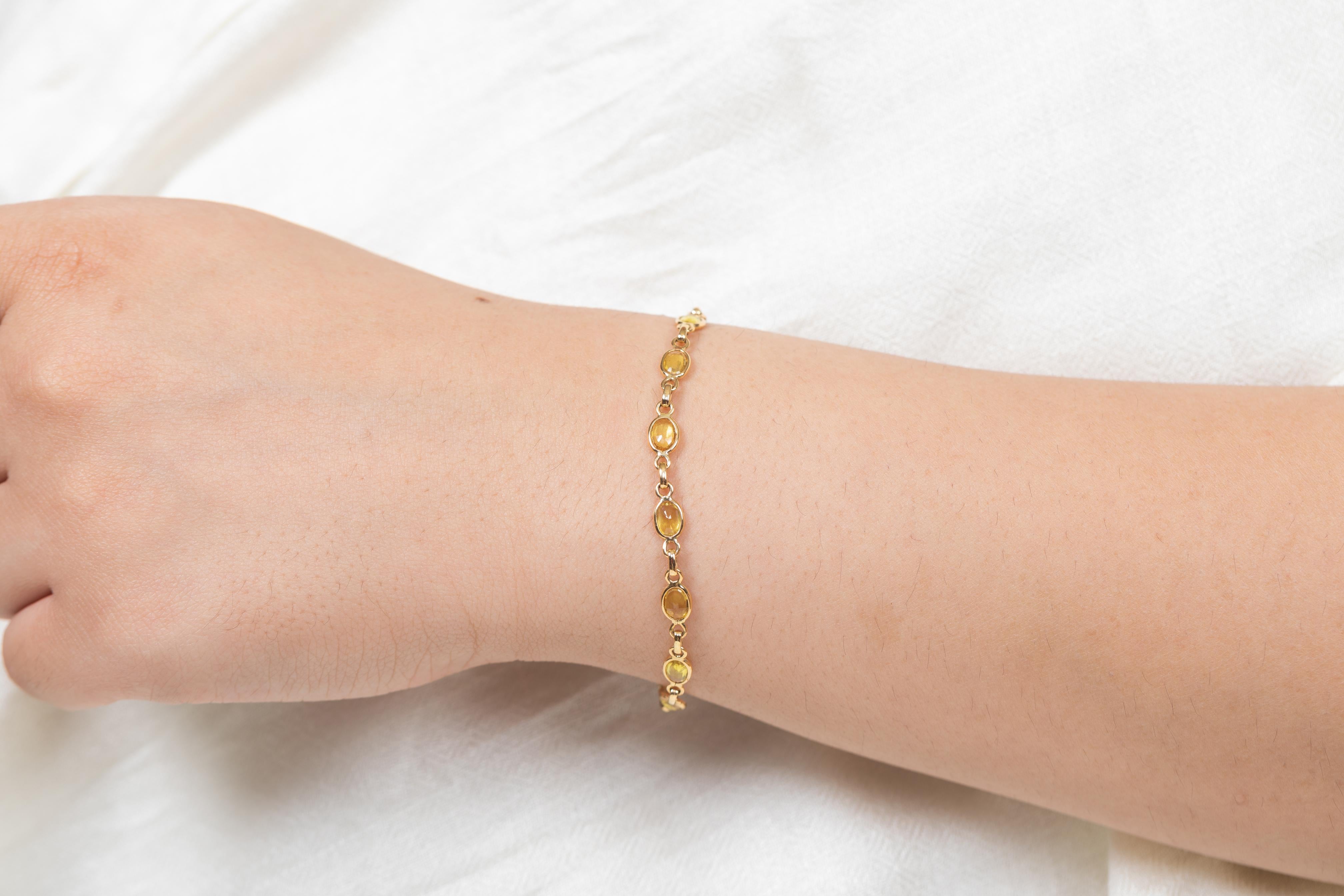 Bracelet à maillons en or jaune massif 18 carats avec saphir jaune 6,7 carats pour femmes Neuf - En vente à New York, NY