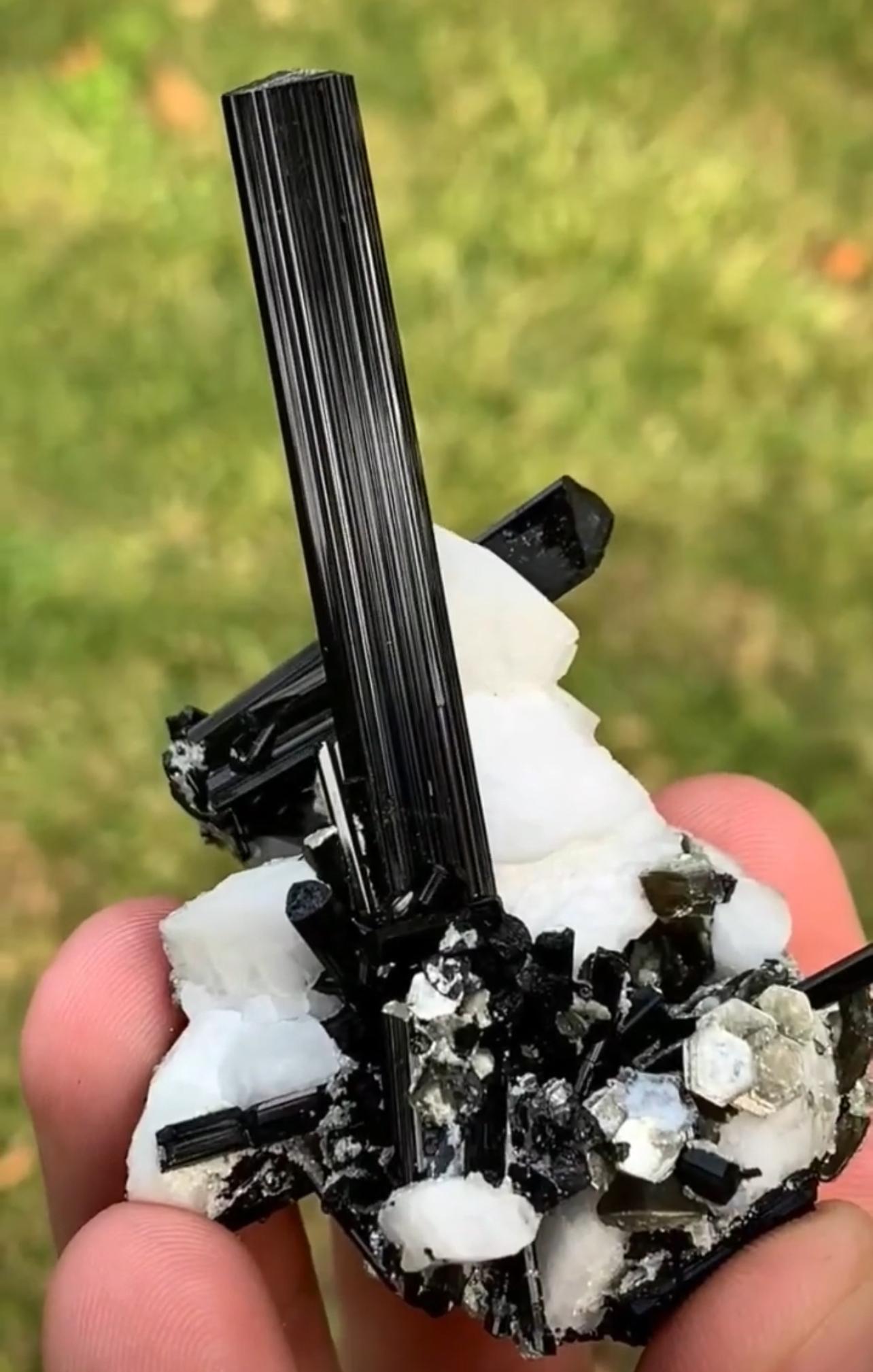 Contemporary 67 Grams Lusterious Schorl Black Tourmaline Crystal On Albite From Pakistan For Sale