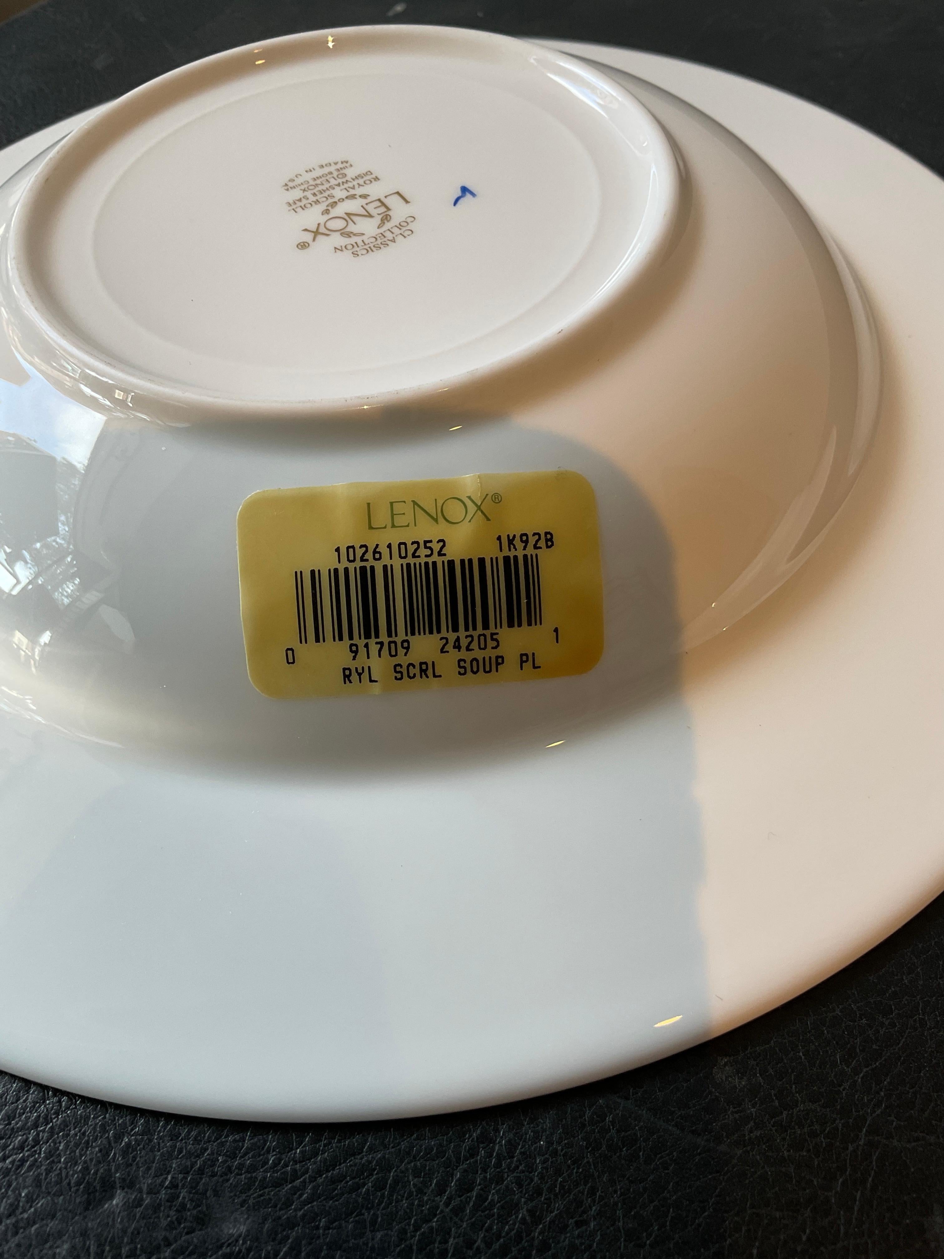Service de vaisselle Lenox Royal Scoll 67 Pieces en vente 1
