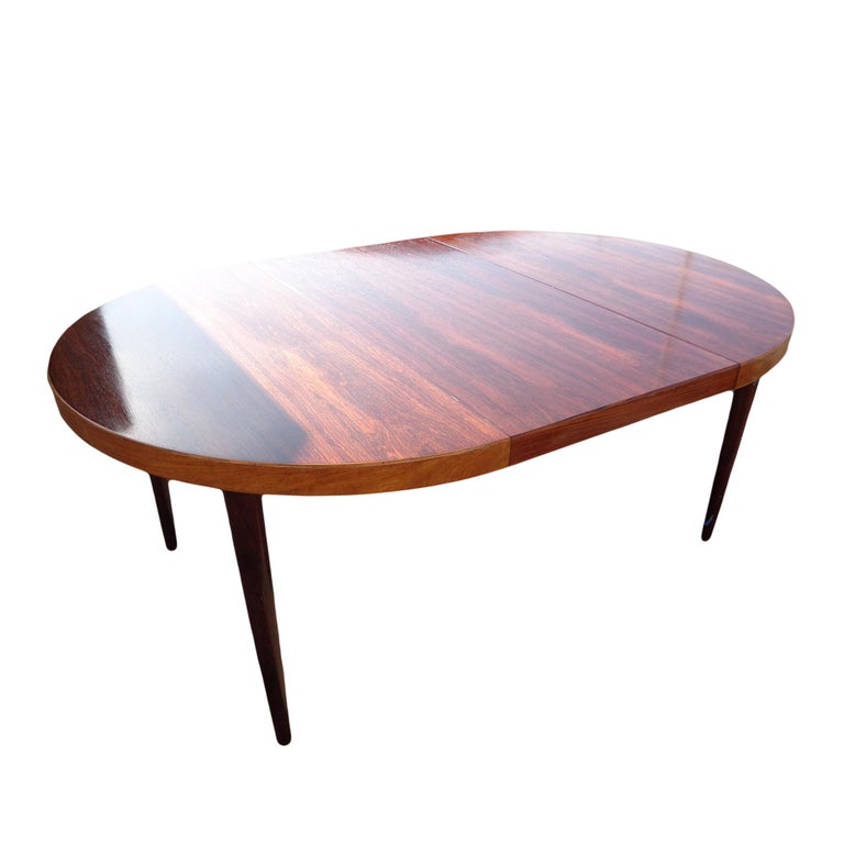 Mid-20th Century Scandinavian Rosewood Extendable Dining Table  For Sale