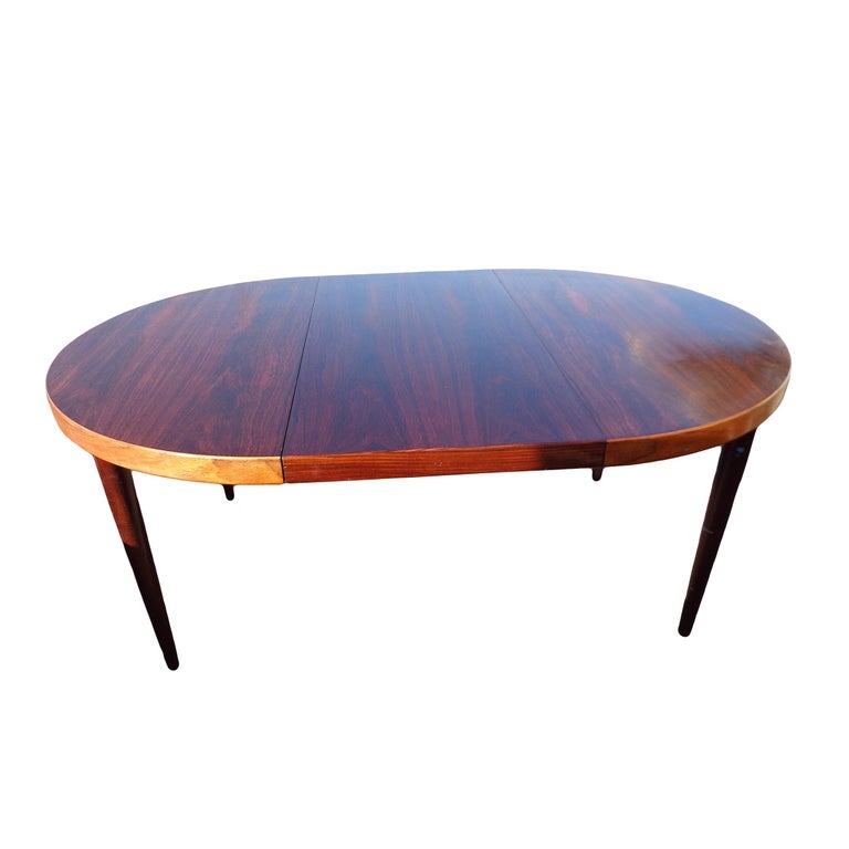Scandinavian Rosewood Extendable Dining Table  For Sale 2