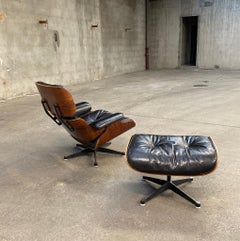 670-671 Ray and Charles Eames 1970 Rosewood Lounge