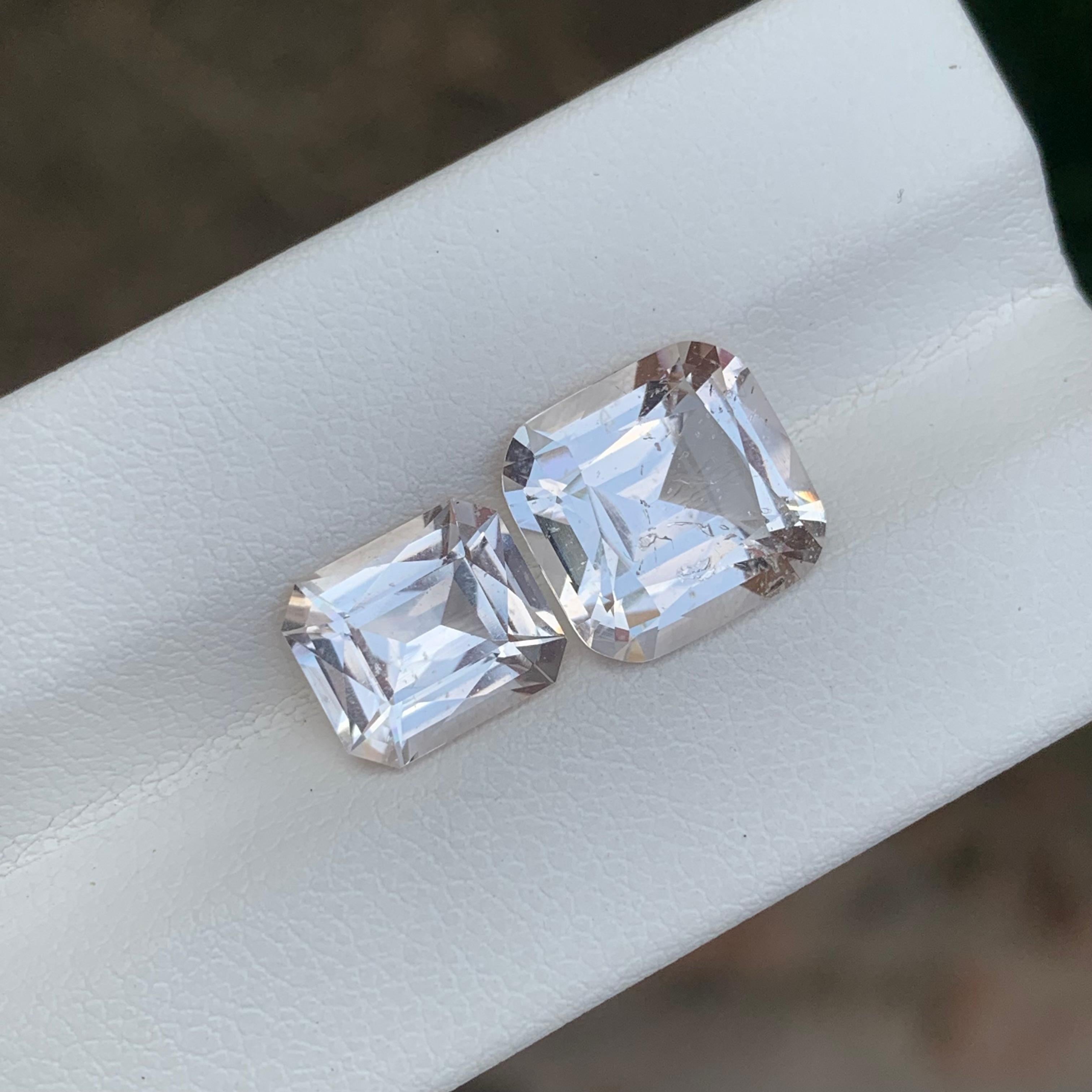 Gemstone Type : Morganite

Weight : 6.70 Carats
Sizes: 2.35 And 4.35 Carats
Dimensions : 9 x 7.7 x 5.1 Mm And
                       10.3 x 10 x 6.7 Mm 
Origin : Afghanistan
Shape: Cushion Cut
Color: Light Golden
Certificate: On Demand

Morganite is