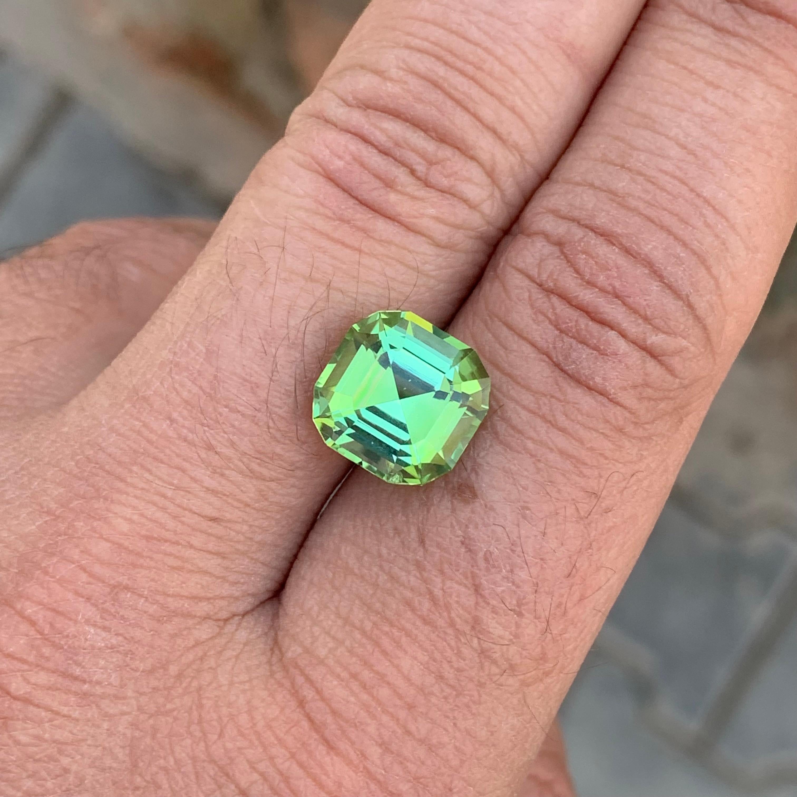 6.70 Carat Natural Loose Green Tourmaline Asscher Shape Gemstone (pierre de taille) en vente 1
