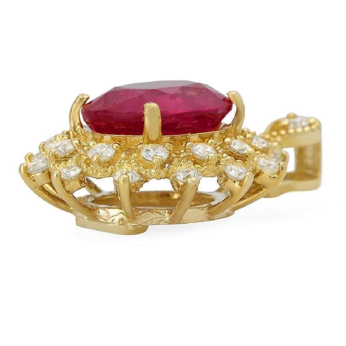 6.70 Carat Natural Red Ruby and Natural Diamond 14K Solid Yellow Gold Necklace In New Condition For Sale In Los Angeles, CA