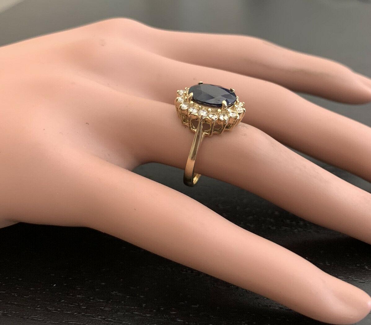 6.70 Carat Natural Sapphire and Diamond 14 Karat Solid Yellow Gold Ring For Sale 2