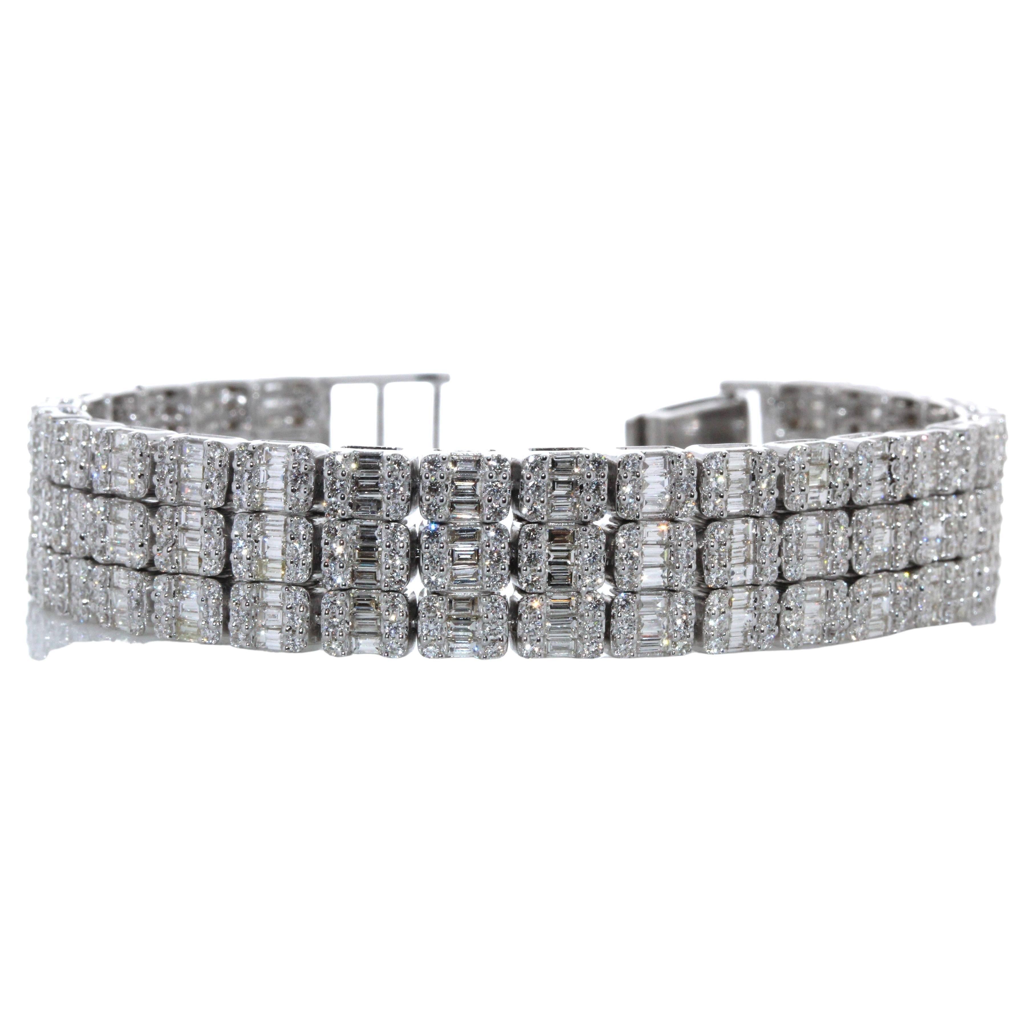 6.70 Carat Total Baguette Diamond Fashion Bracelet in 18k White Gold  For Sale