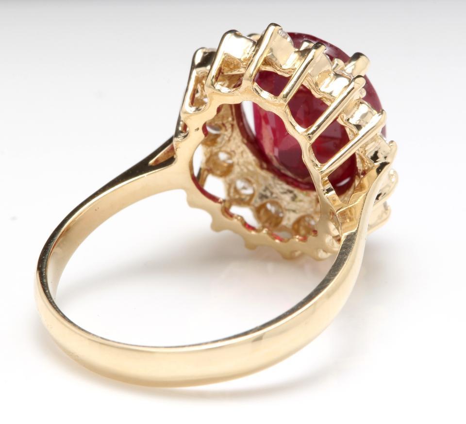 6.70 Carat Impressive Red Ruby and Natural Diamond 14 Karat Yellow Gold Ring In New Condition For Sale In Los Angeles, CA