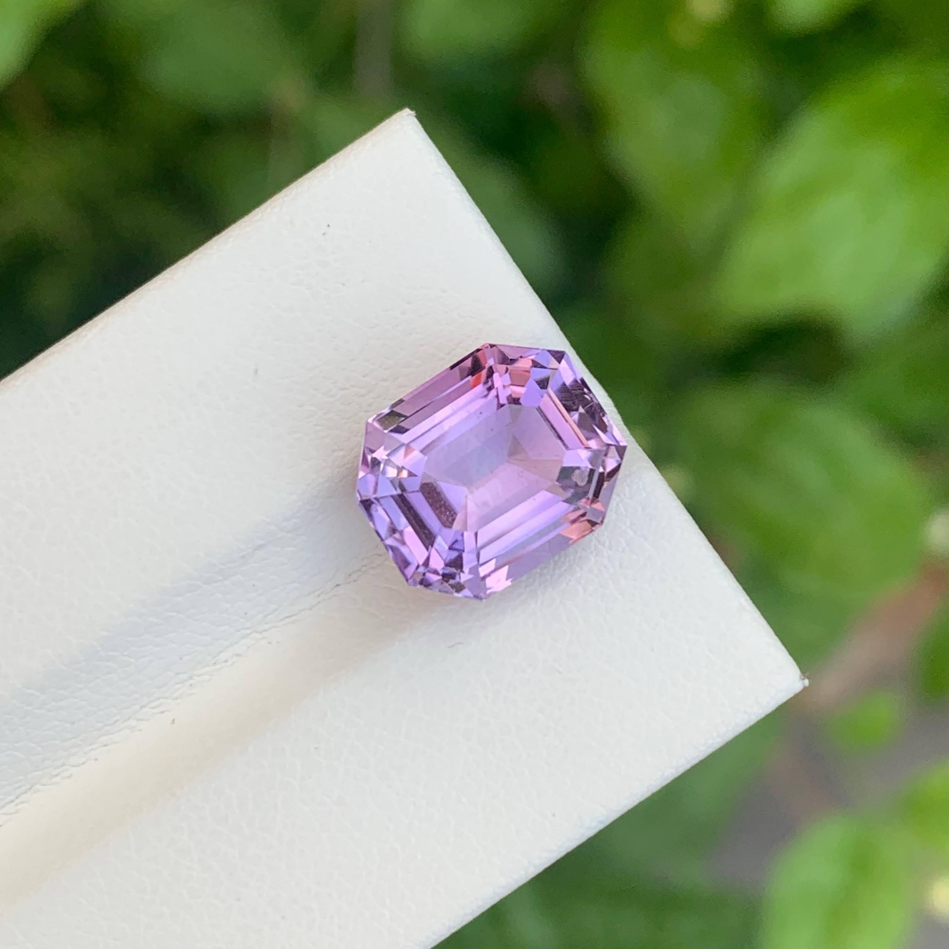 6.70 Carats Rose De France Amethyst Emerald Cut Natural Brazilian Gemstone In New Condition In Bangkok, TH