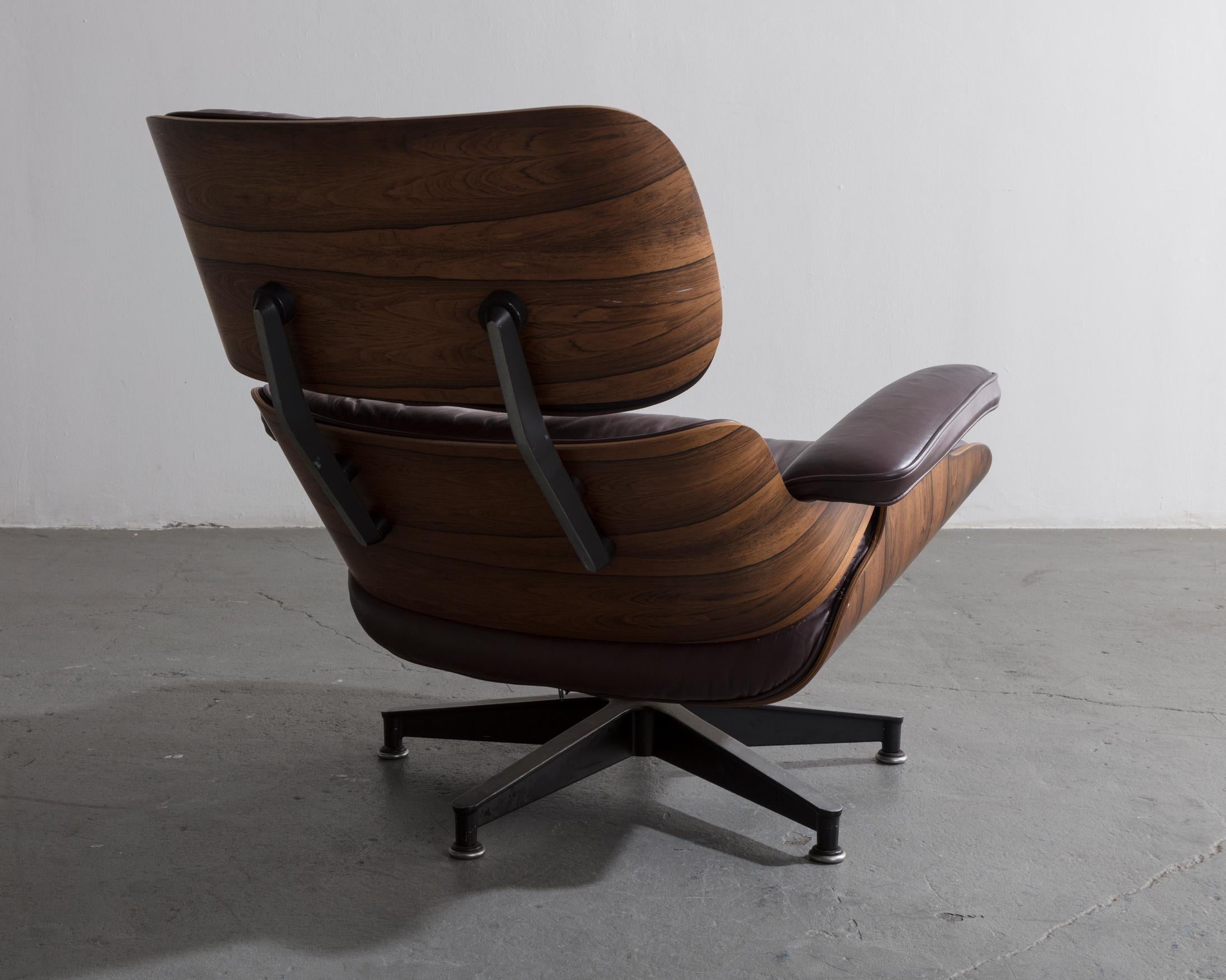 Modern 670 Lounge Chair & Ottoman in Rosewood & Leather by Charles and Ray Eames, 1958