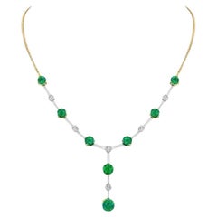 Halskette mit 6,70 Karat rundem Smaragd und Diamanten im Lilienschliff aus Platin.