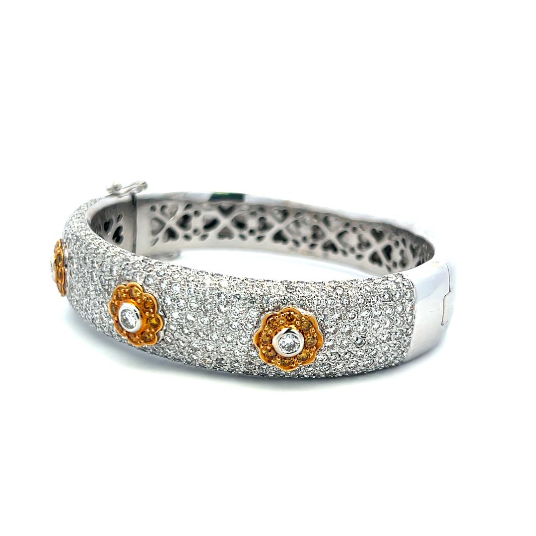 Bracciale in oro bicolore da 6,72 carati con diamante tondo brillante VS 18 carati in vendita 2