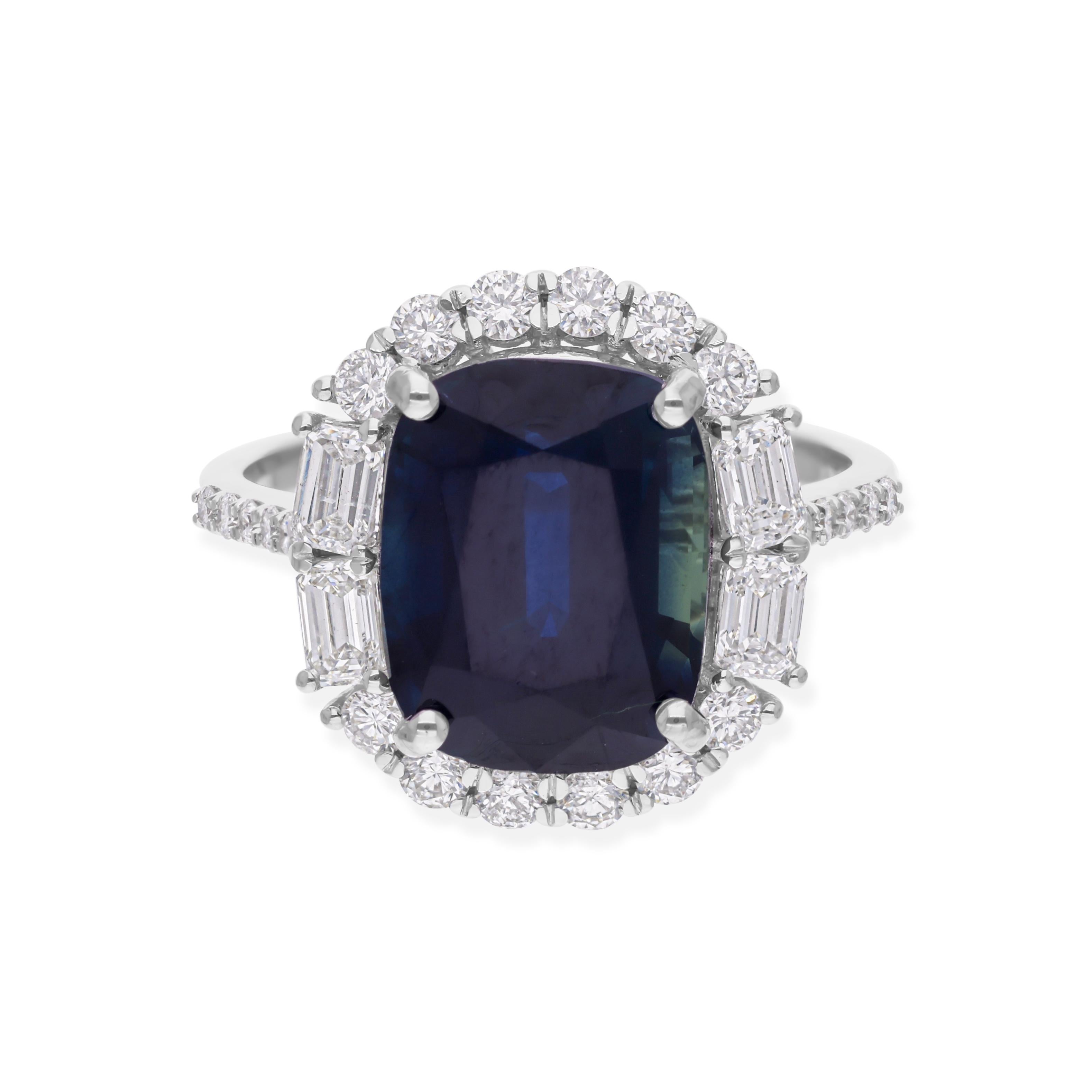 En venta: 6.73 CTW Zafiro Azul Oscuro Piedra de Nacimiento SI/HI Anillo Halo de Diamantes 18k Oro Blanco  5