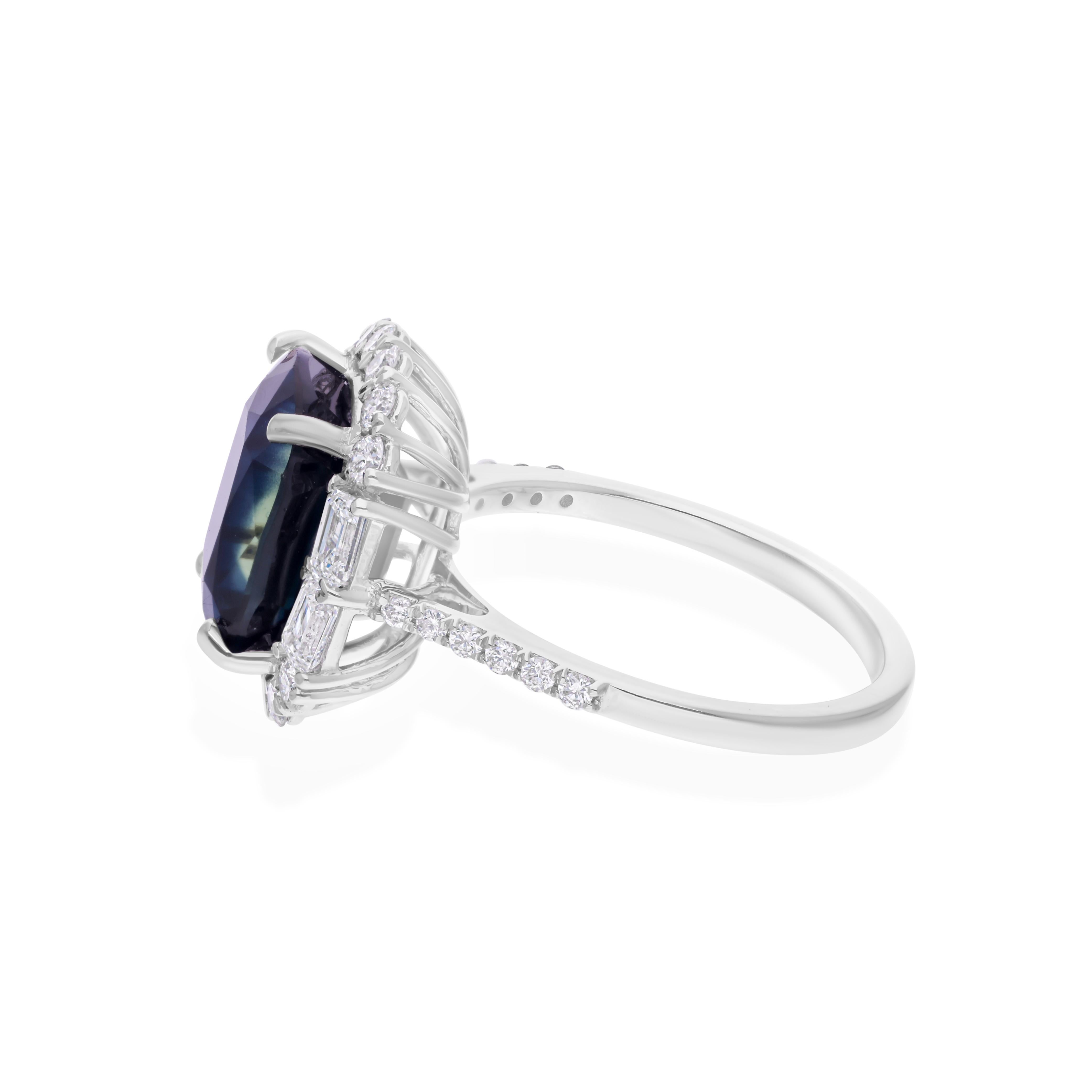 En venta: 6.73 CTW Zafiro Azul Oscuro Piedra de Nacimiento SI/HI Anillo Halo de Diamantes 18k Oro Blanco  7