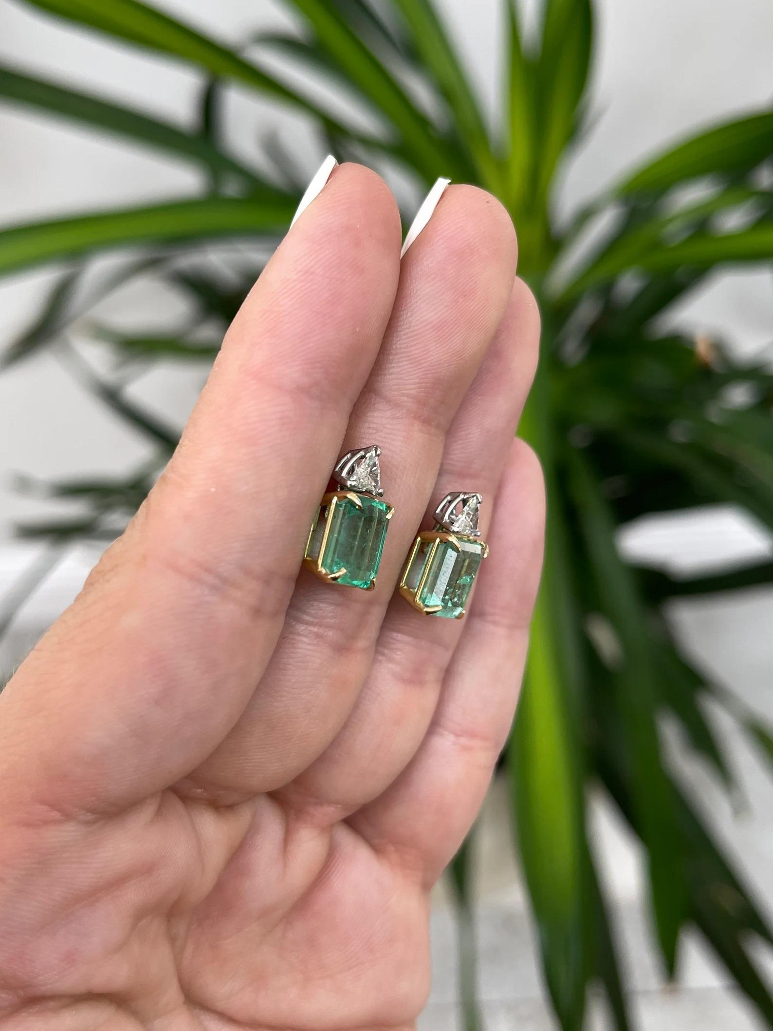 6.73tcw Colombian Emerald-Emerald Cut & Diamond Trillion Studs Diamond PLAT 18K For Sale 3