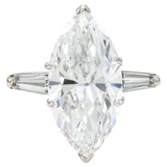 Bague de fiançailles en diamant taillé en marquise de 6,74 carats