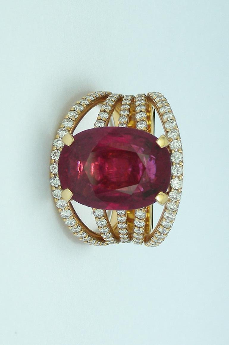 Contemporary 6.74 Carat Pink Tourmaline Split Shank Ring For Sale