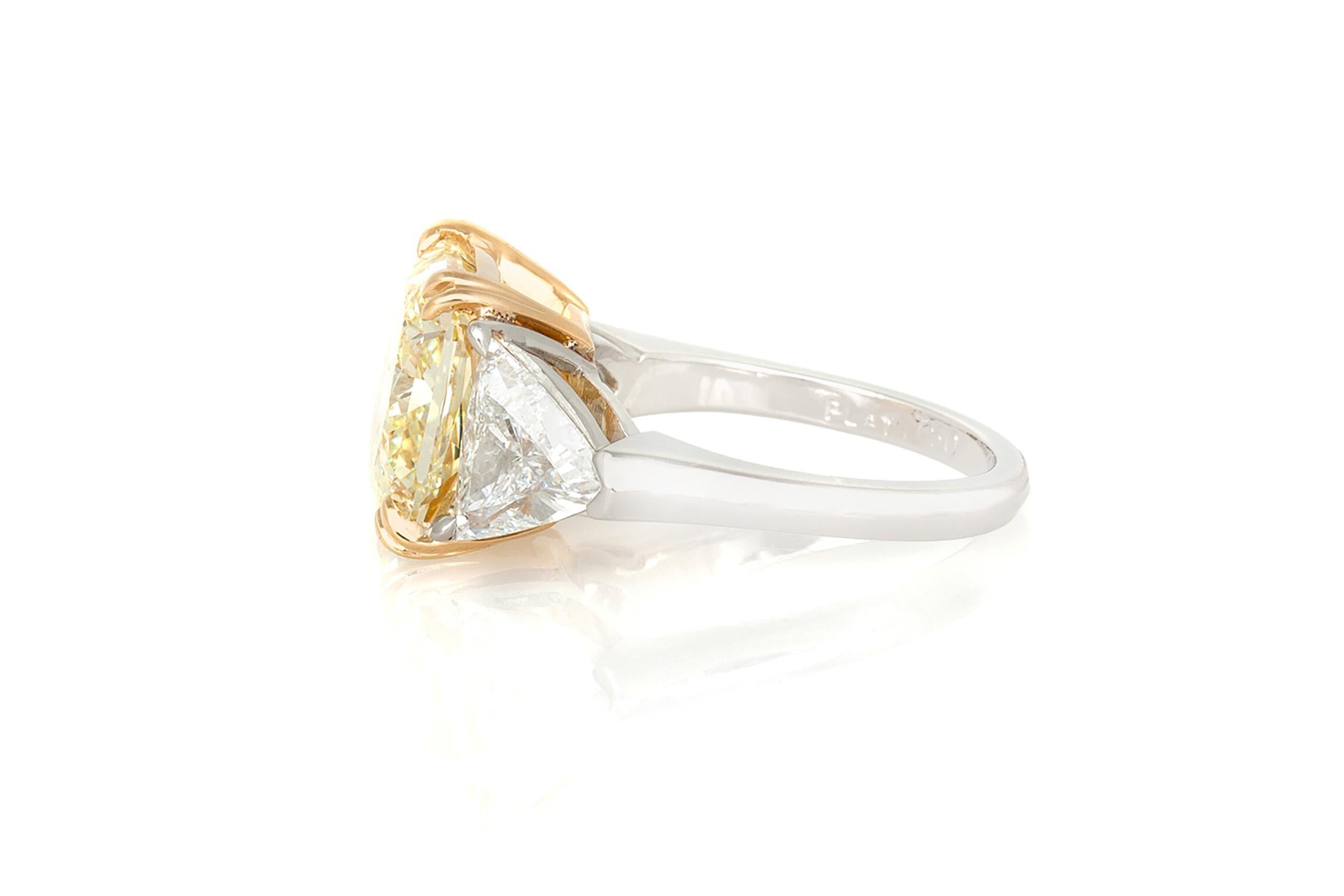 Brilliant Cut 6.75 Carat Fancy Yellow Square Radiant Diamond Engagement Ring For Sale