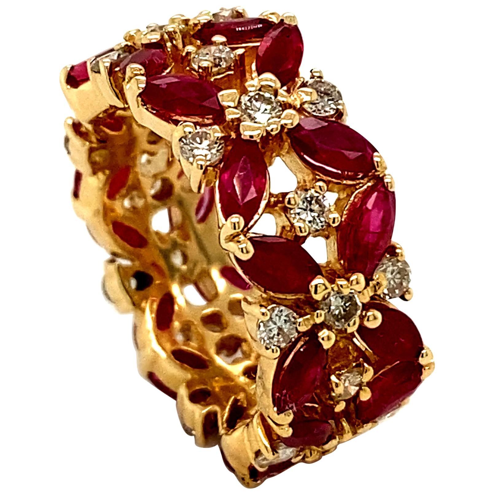 6.75 Carat Natural Diamond and Ruby Ring Band 14 Karat Yellow Gold