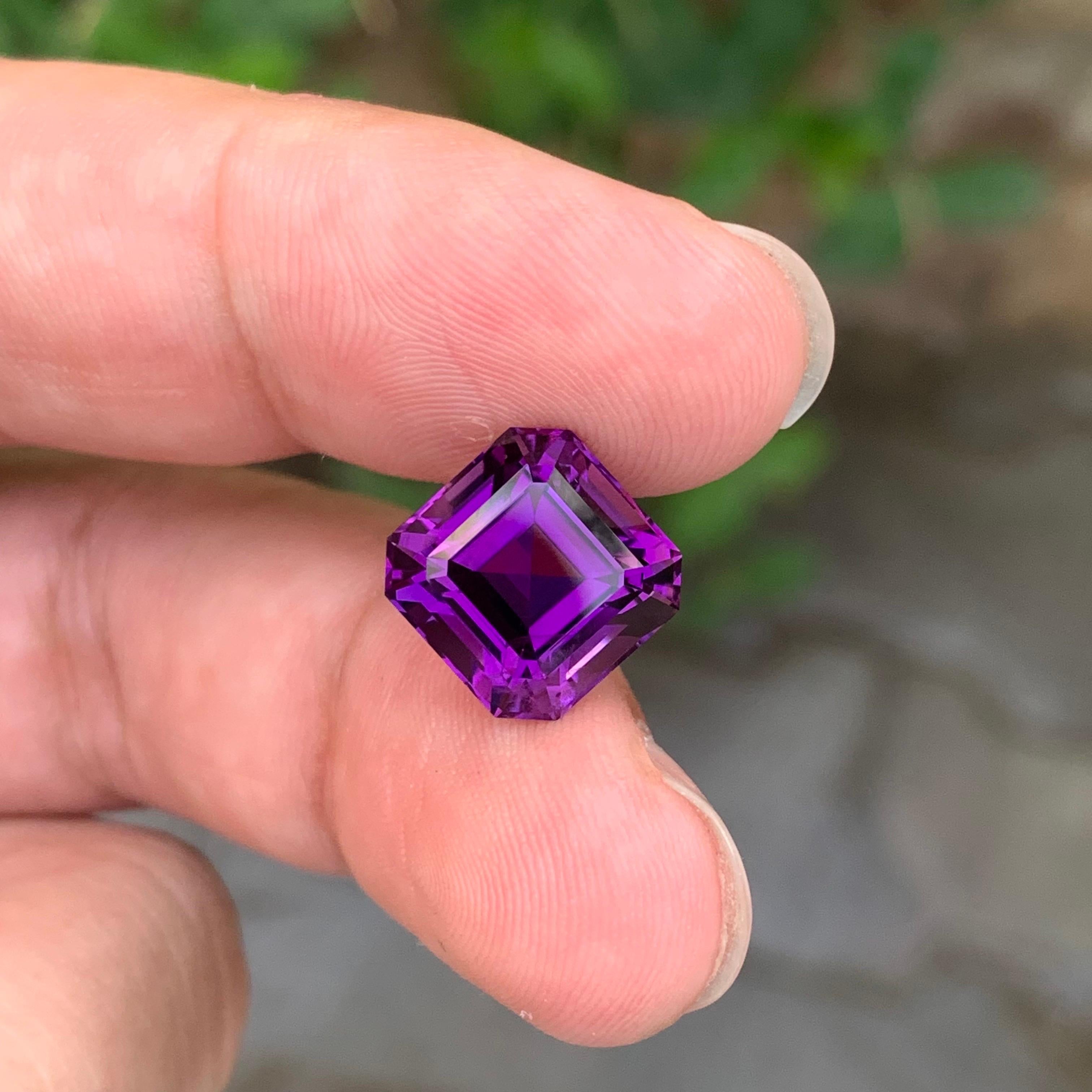 Taille émeraude 6.75 Carat Natural Loose Amethyst Octagon Shape Gemstone (Améthyste en vrac en forme d'octogone) en vente