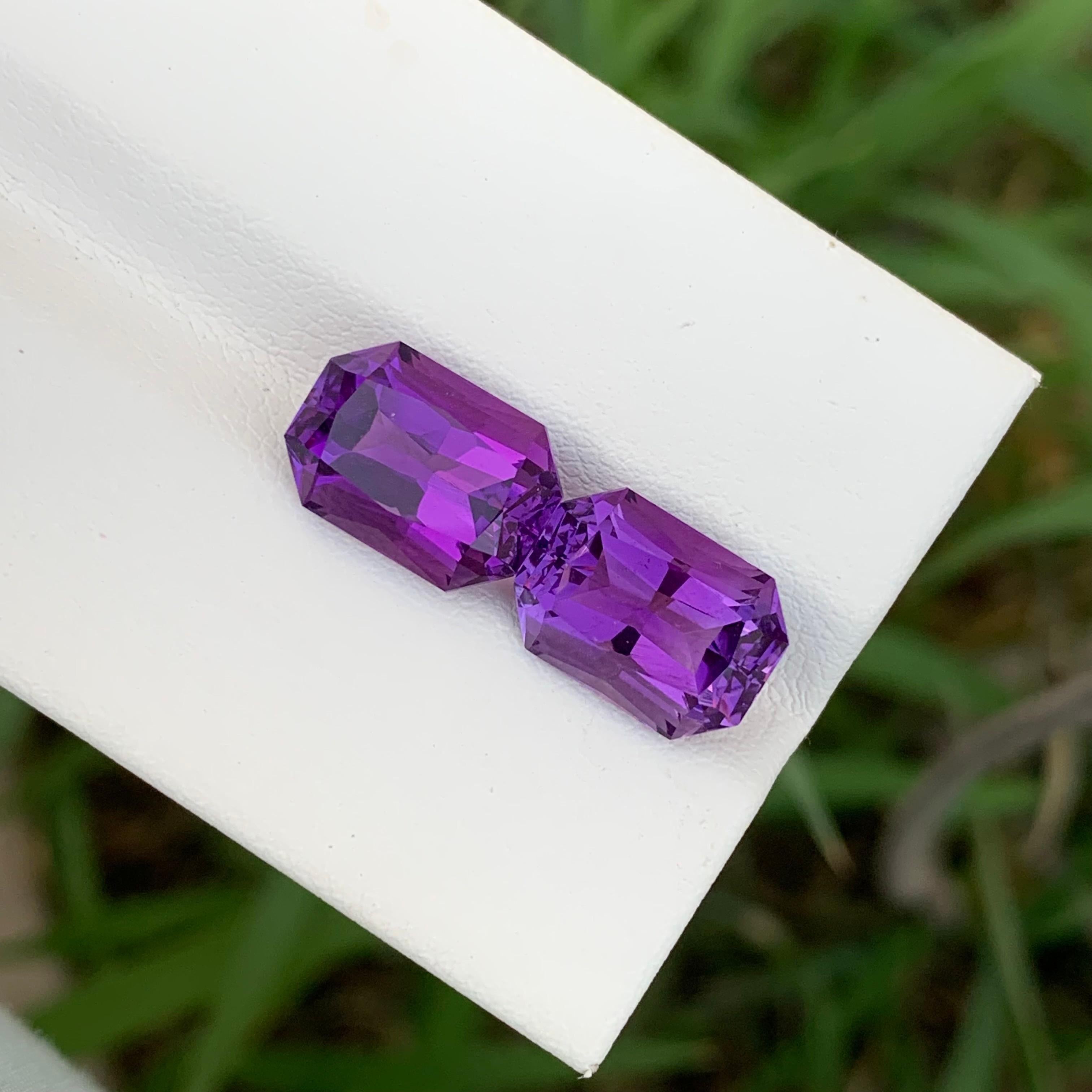 6,75 Karat natürlicher loser Amethyst Paar Smaragd Form Edelstein für die Schmuckherstellung (Smaragdschliff) im Angebot