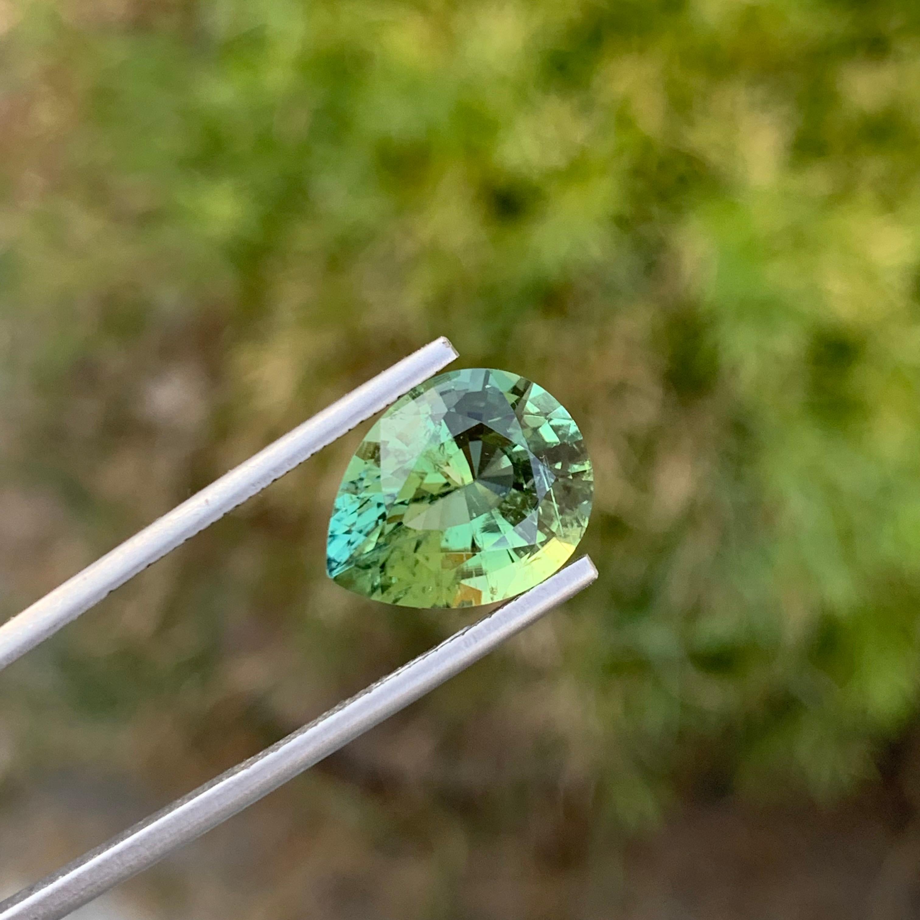 6.75 Carat Natural Loose Mint Green Tourmaline Pear Shape Gem From Afghanistan Unisexe en vente