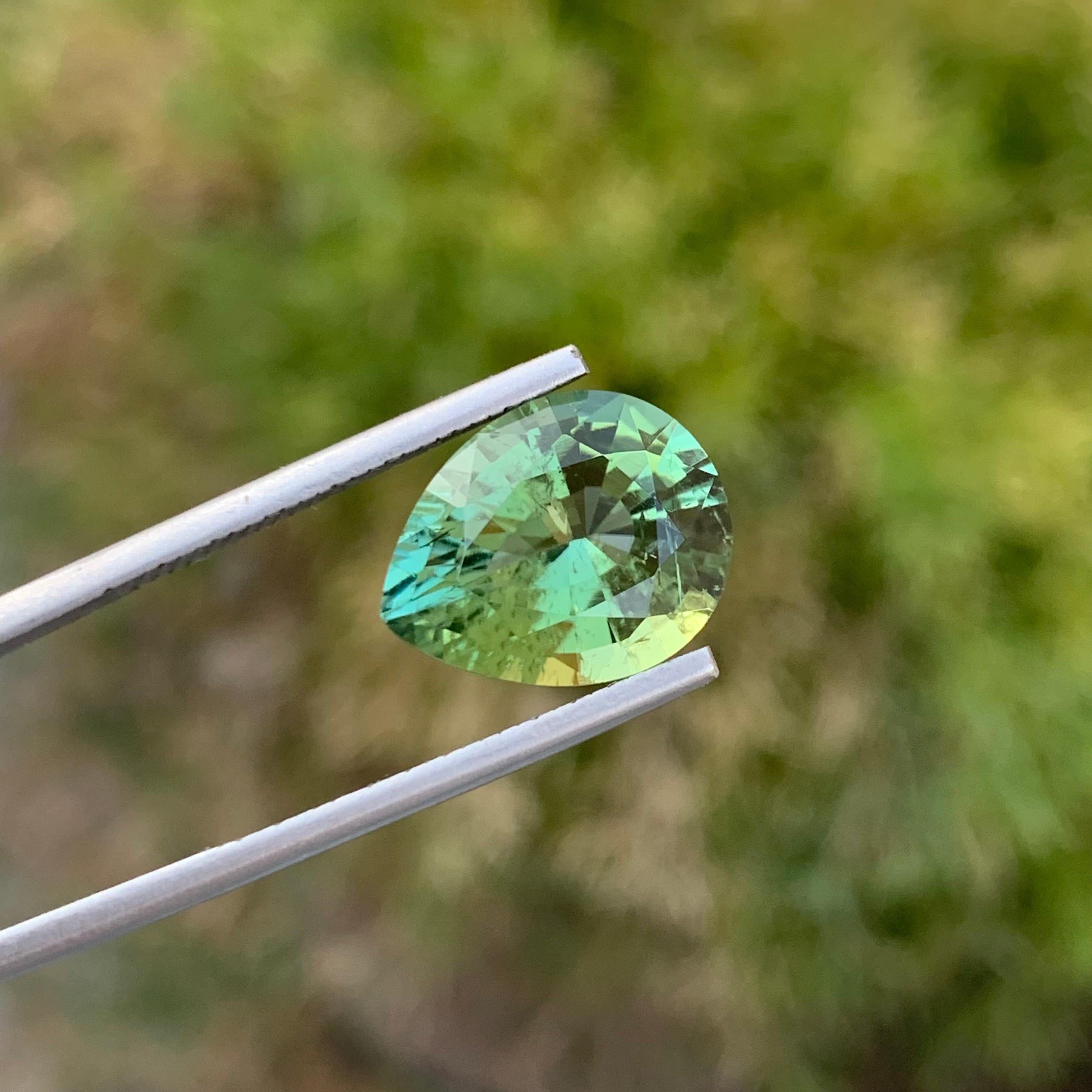 6.75 Carat Natural Loose Mint Green Tourmaline Pear Shape Gem From Afghanistan en vente 3
