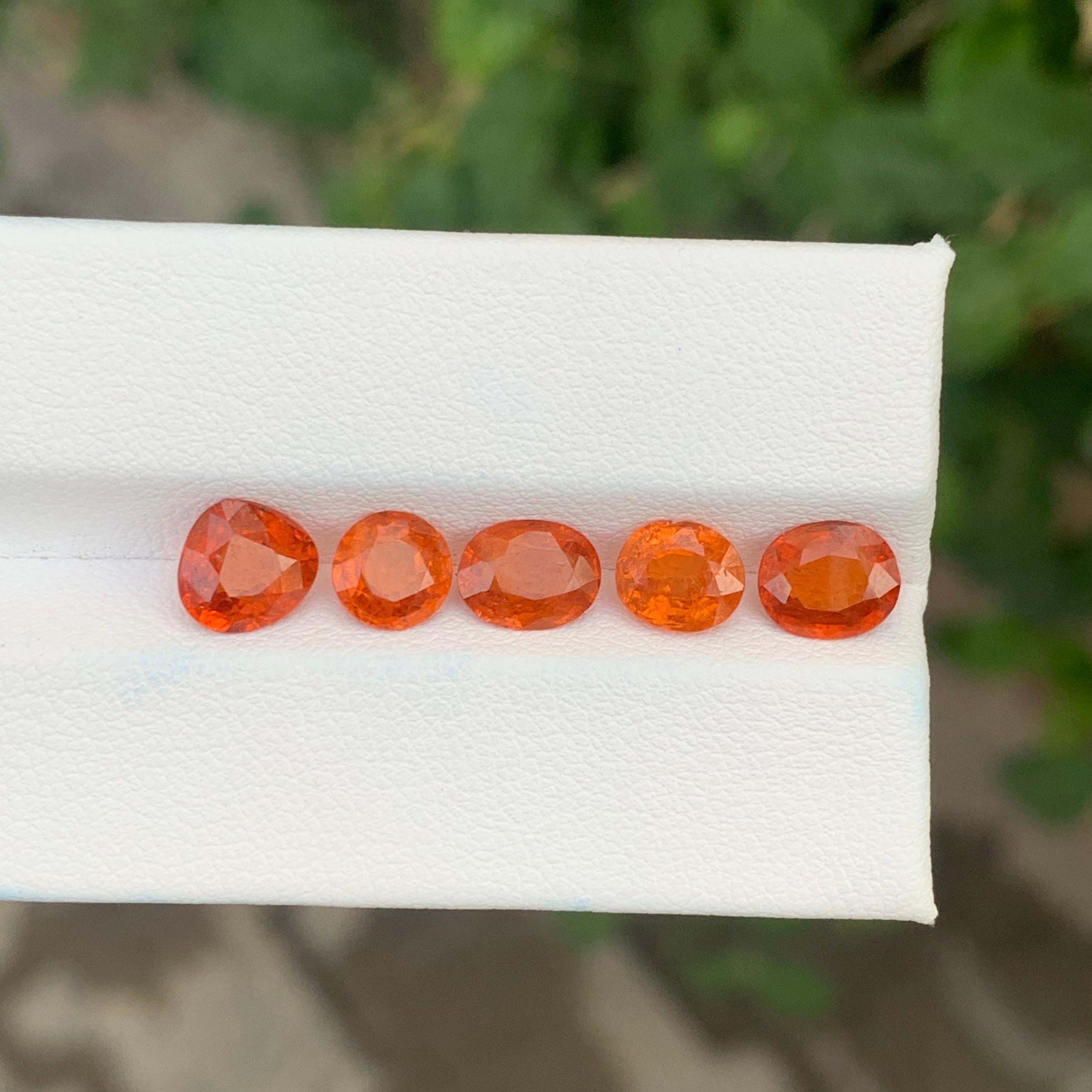 Mixed Cut 6.75 Carat Natural Loose Spessartite Garnet Lot For Jewellery Making For Sale