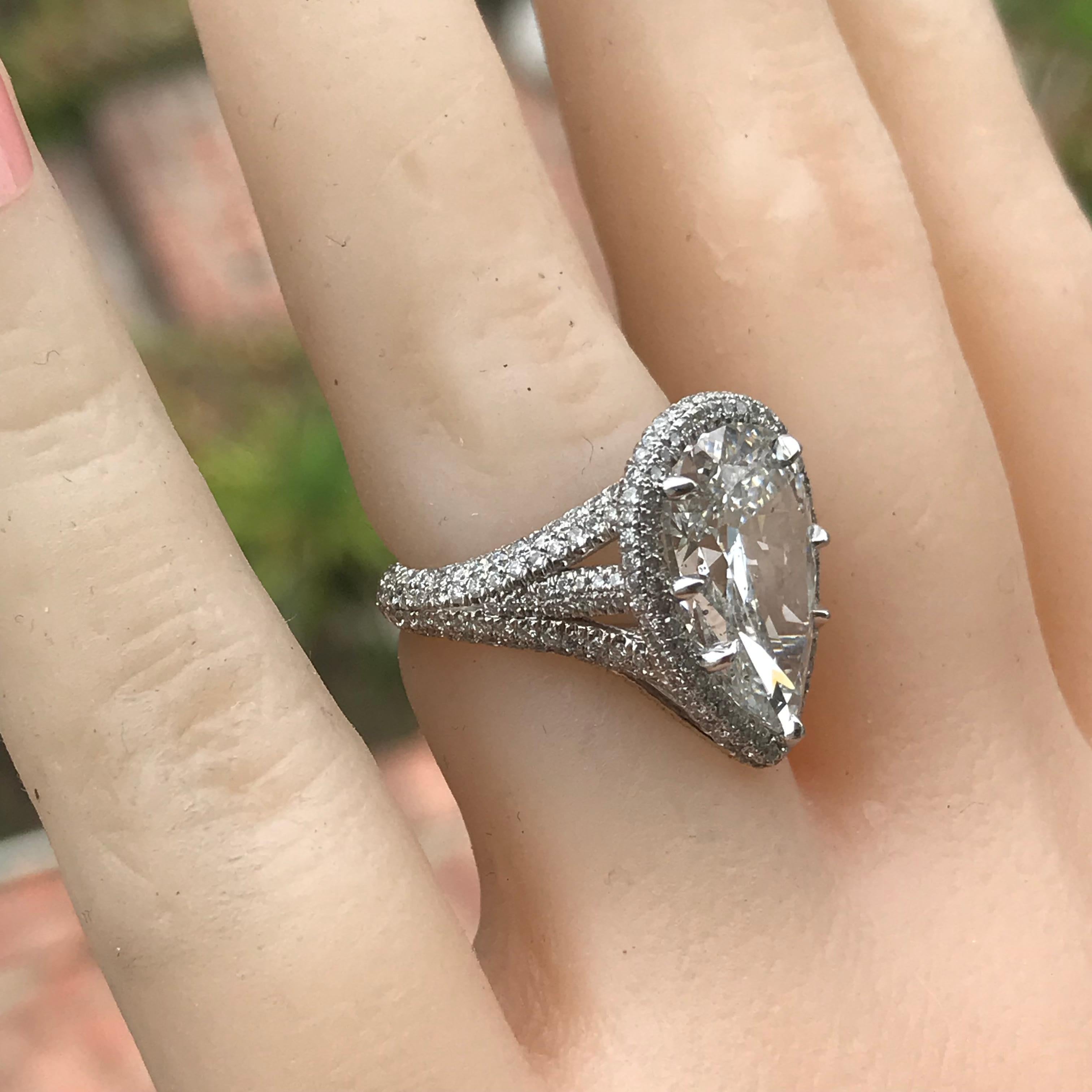 6,75 Karat birnenförmiger Verlobungsring G SI2, GIA-zertifiziert in Platin-Halo gefasst im Angebot 7