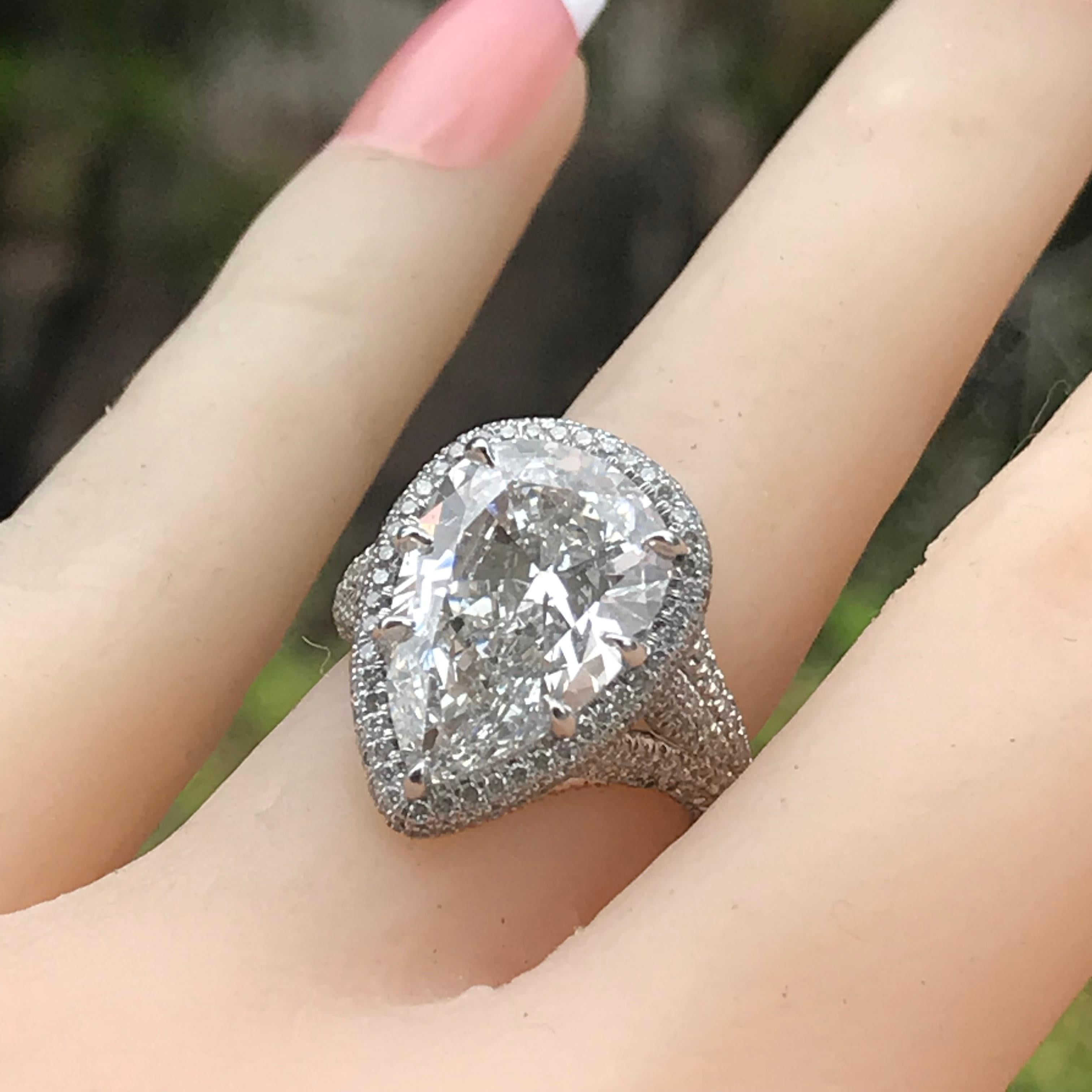 6,75 Karat birnenförmiger Verlobungsring G SI2, GIA-zertifiziert in Platin-Halo gefasst im Angebot 8