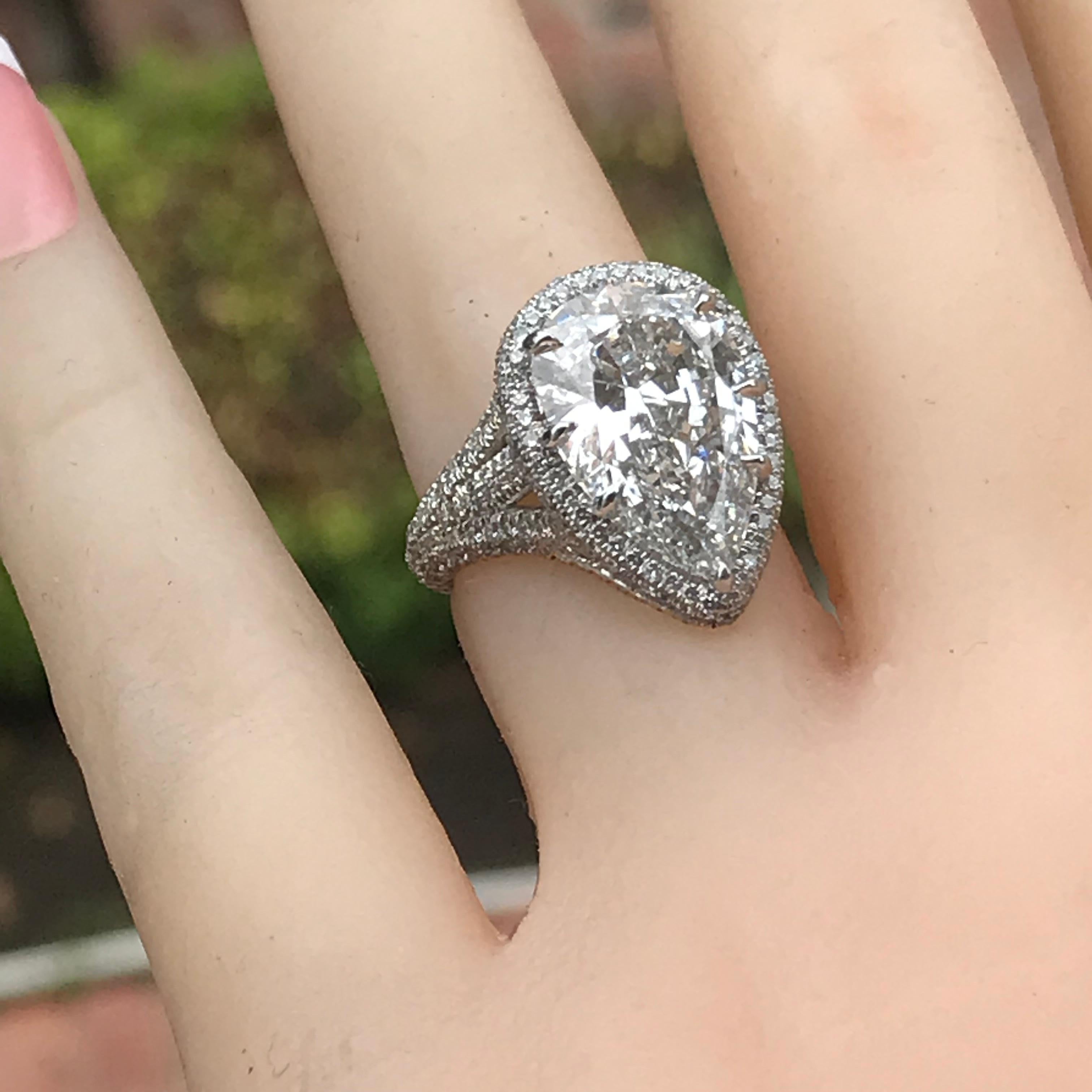 6,75 Karat birnenförmiger Verlobungsring G SI2, GIA-zertifiziert in Platin-Halo gefasst im Angebot 10