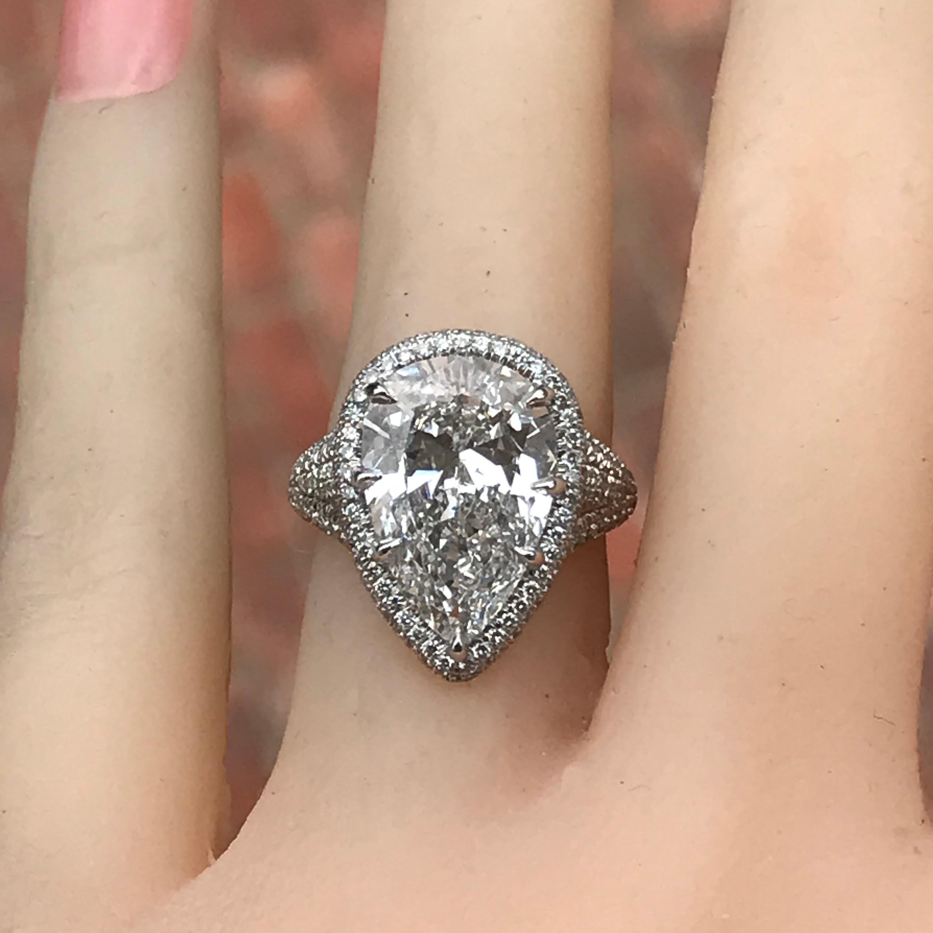 6,75 Karat birnenförmiger Verlobungsring G SI2, GIA-zertifiziert in Platin-Halo gefasst im Angebot 11