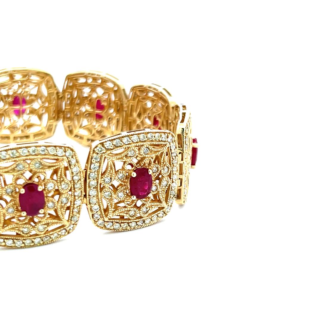 Bracelet à maillons en or jaune 14 carats avec rubis de 6,75 carats et diamants brillants ronds de 6,10 carats en vente 1