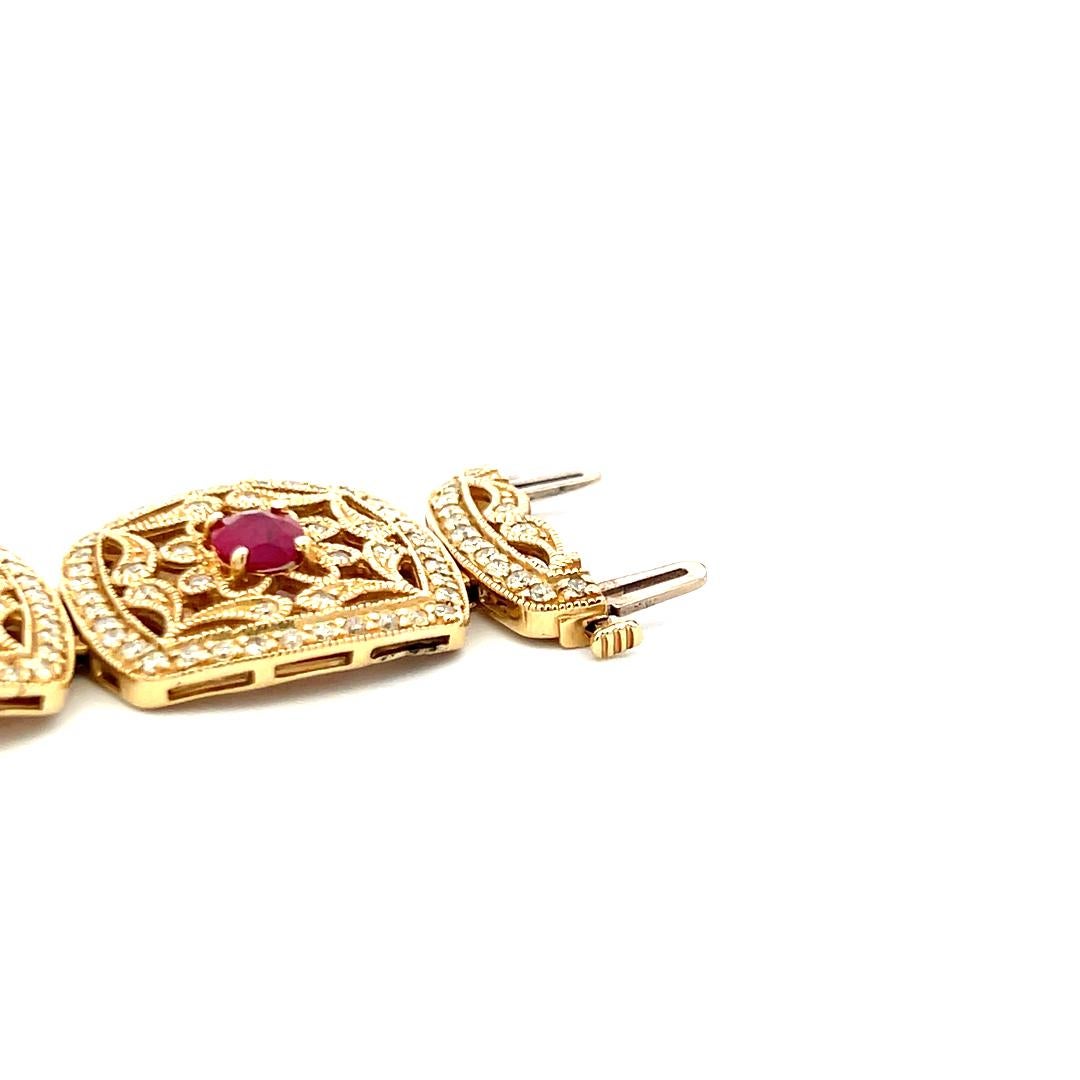 Bracelet à maillons en or jaune 14 carats avec rubis de 6,75 carats et diamants brillants ronds de 6,10 carats en vente 4