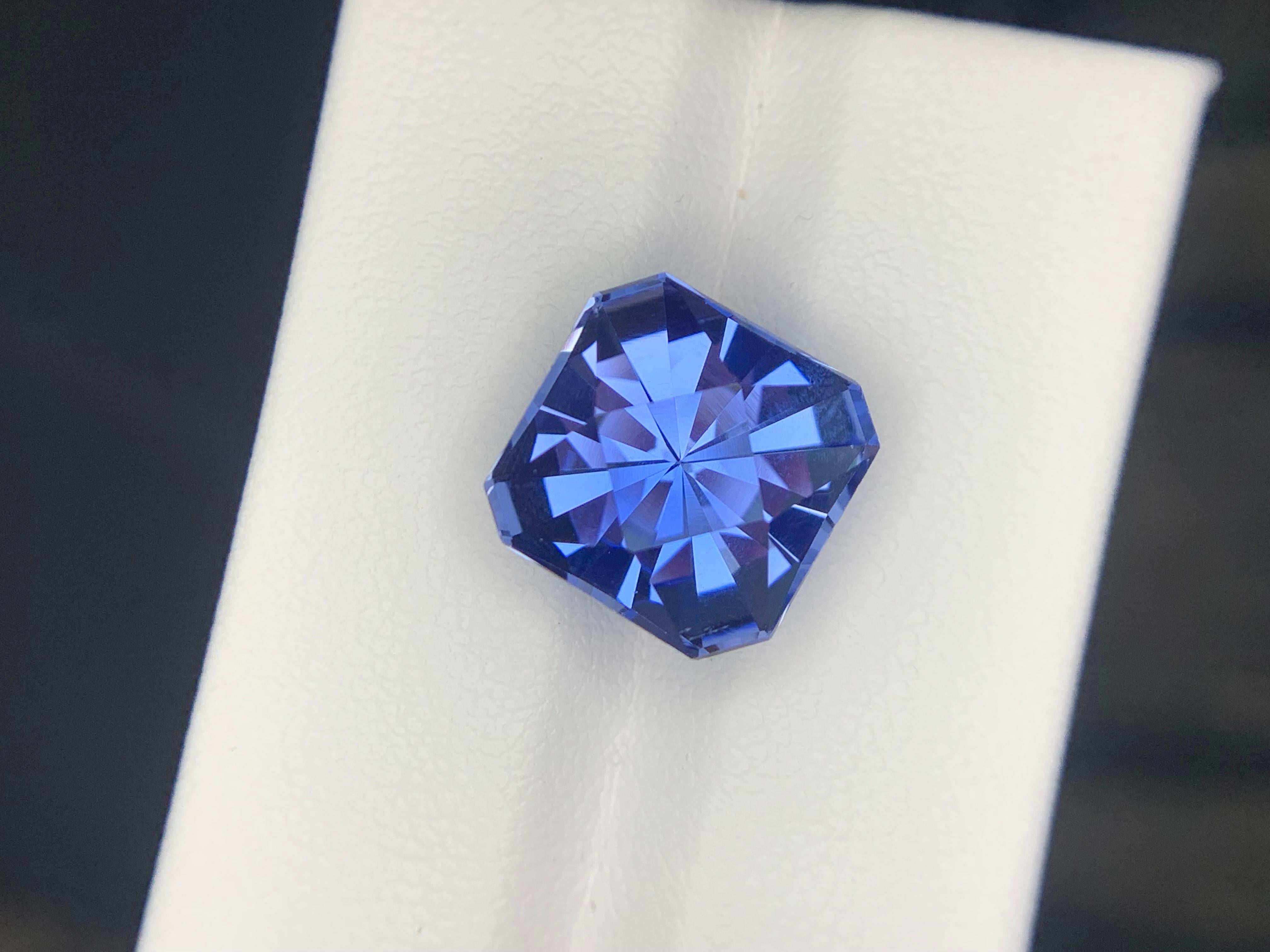 Arts and Crafts 6.75 Carats Aigue-marine en vrac Goshenite Pierre précieuse naturelle en vente