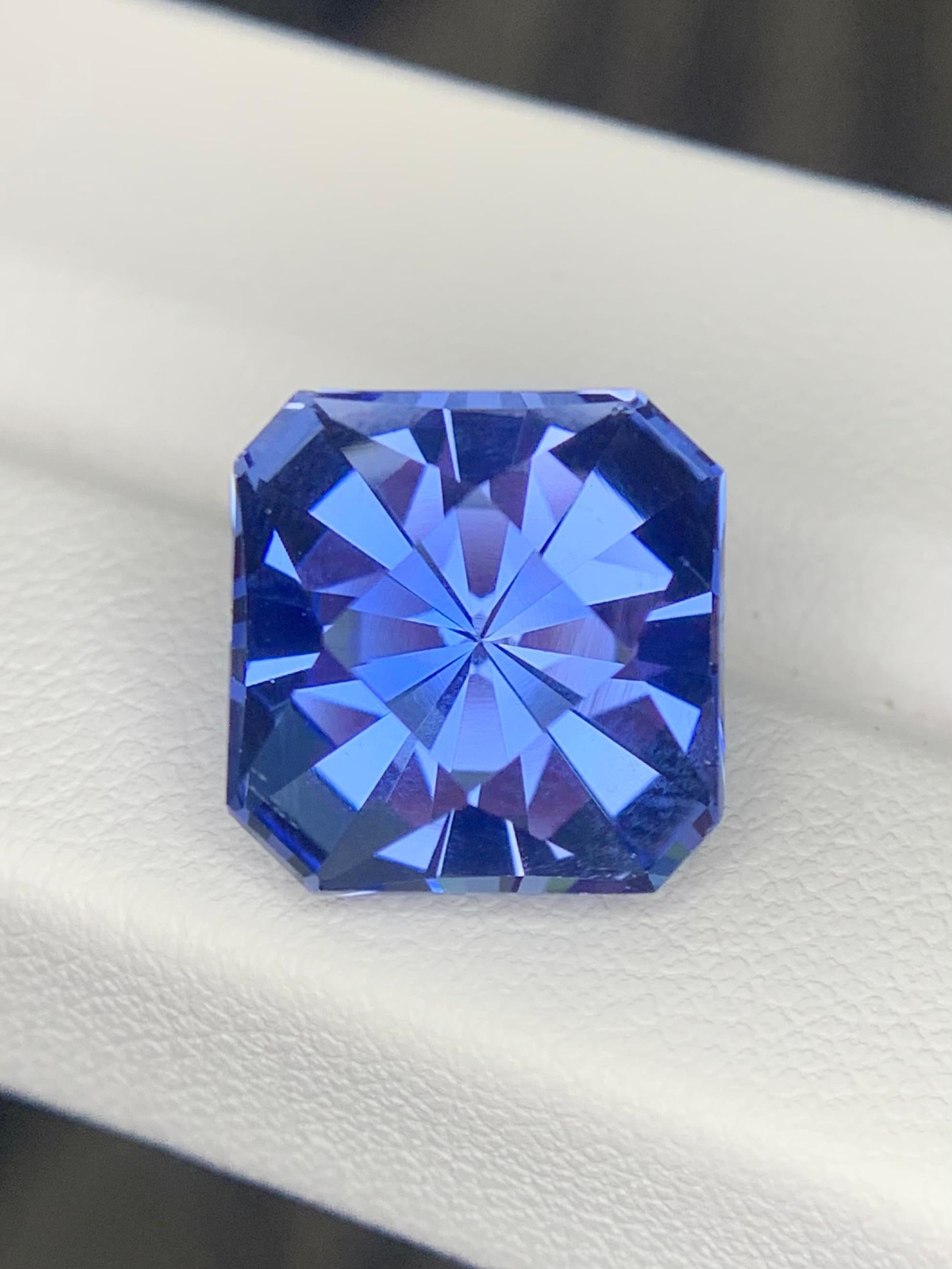Taille carrée 6.75 Carats Aigue-marine en vrac Goshenite Pierre précieuse naturelle en vente