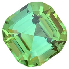 Tourmaline verte naturelle de 6,75 carats avec abat-jour de couleur lagon taille Asscher