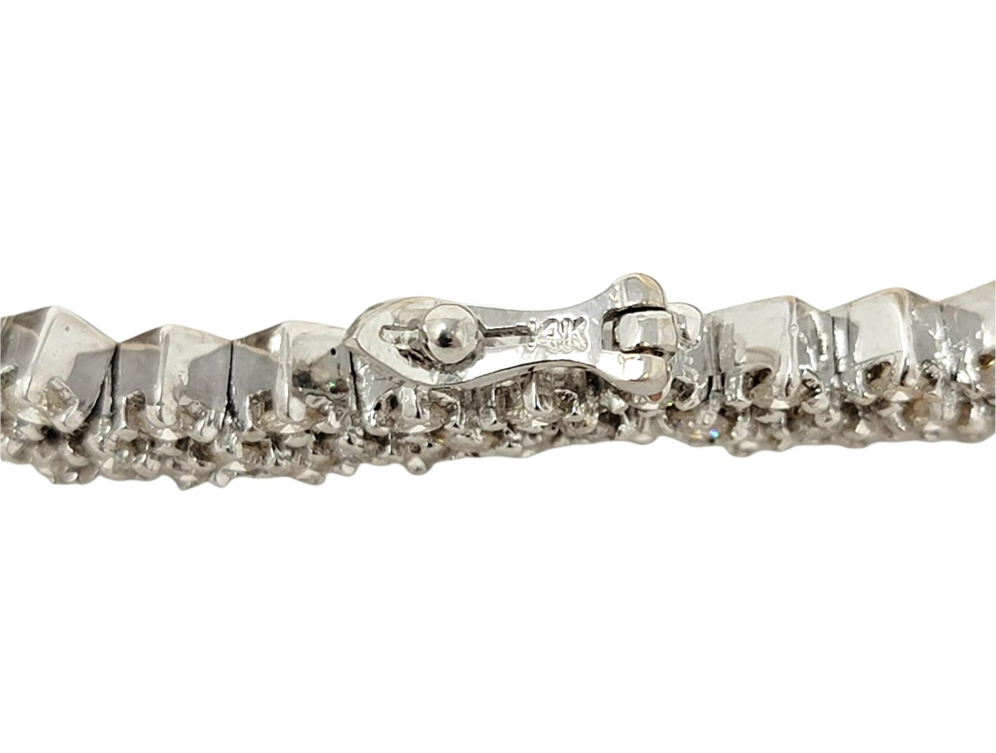 6,75 quilates de diamante redondo natural Chevron Pulsera Link de oro blanco de 14 quilates en venta 4