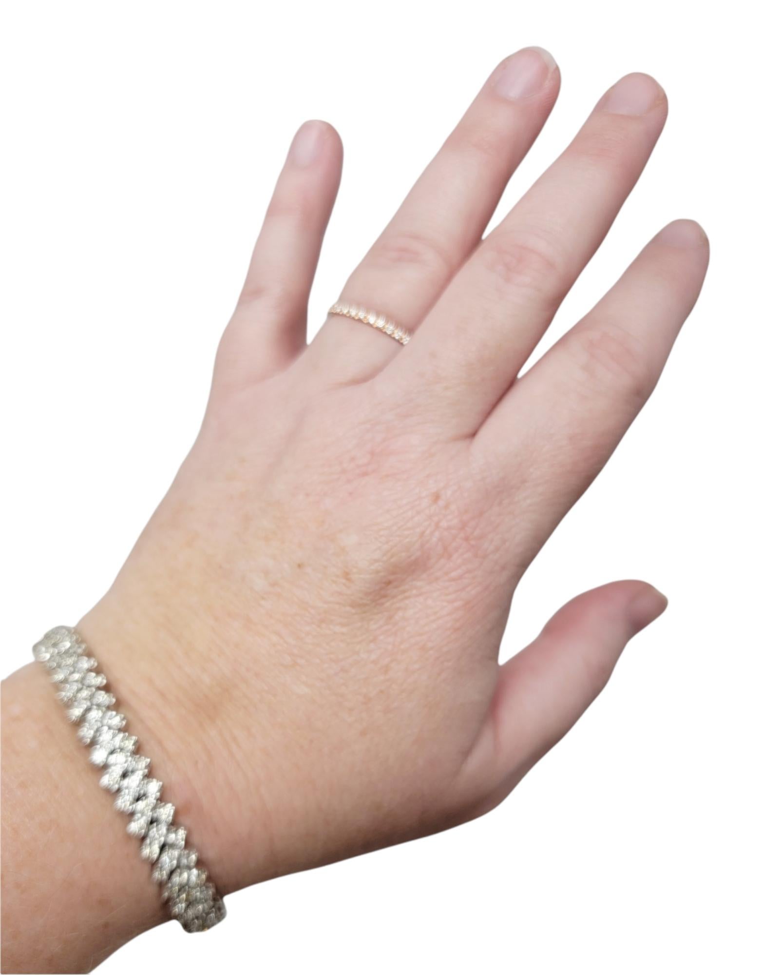 6,75 quilates de diamante redondo natural Chevron Pulsera Link de oro blanco de 14 quilates en venta 8