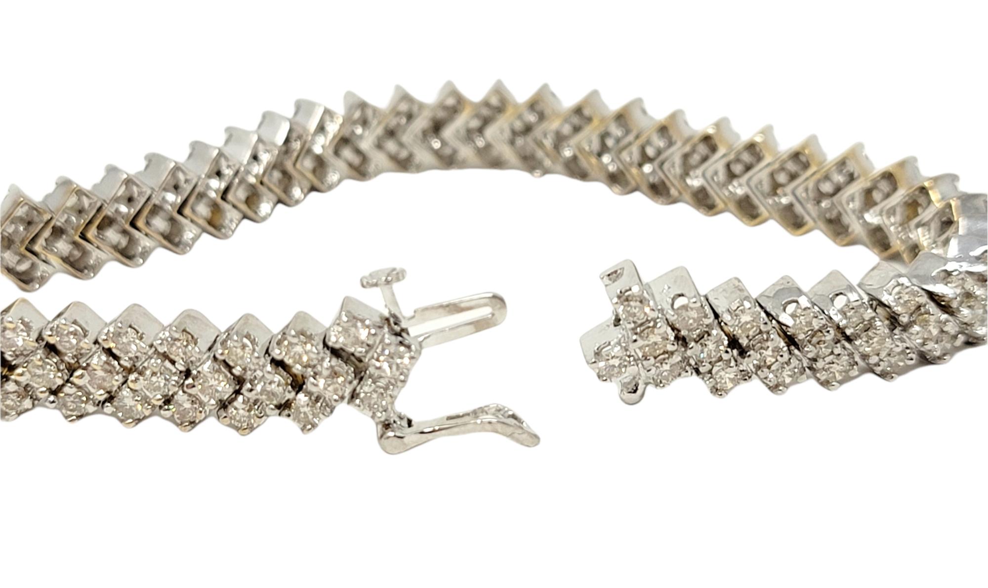 6,75 quilates de diamante redondo natural Chevron Pulsera Link de oro blanco de 14 quilates Corte redondo en venta