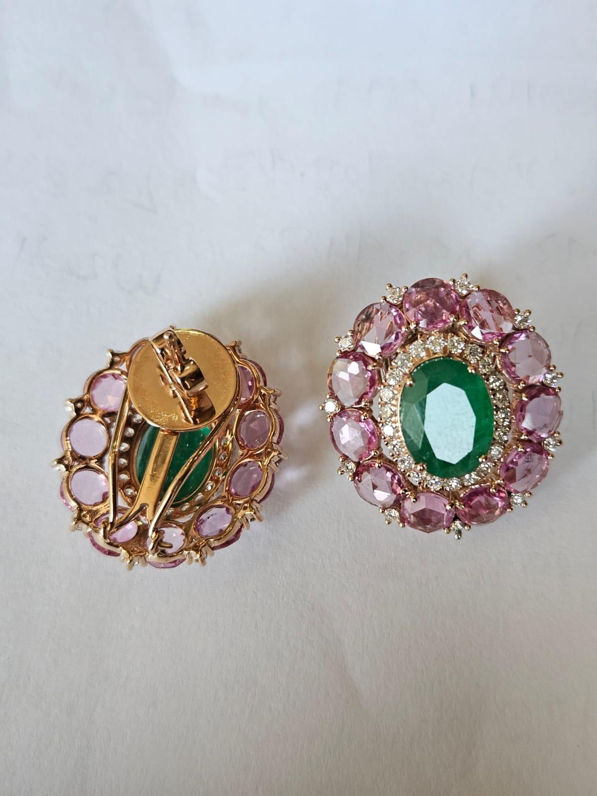 Ohrstecker mit 6,75 Karat natürlichem sambischem Smaragd, rosa Saphiren und Diamanten (Moderne)