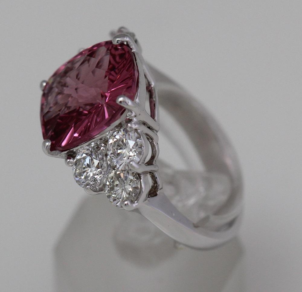 6.75 Ct Cushion Natural Pink Spinel & Diamond Custom Ladies Ring By Ben Dannie In New Condition For Sale In West Hollywood, CA