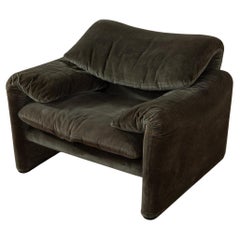 Vintage "675 MARALUNGA" armchair, Vico Magistretti, Cassina