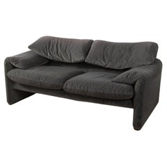 "675 MARALUNGA" Sofa, Vico Magistretti, Cassina