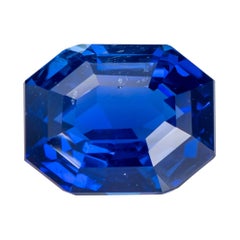 Saphir naturel bleu « Corne d'abondance » de 6,76 carats, Madagascar, non chauffé