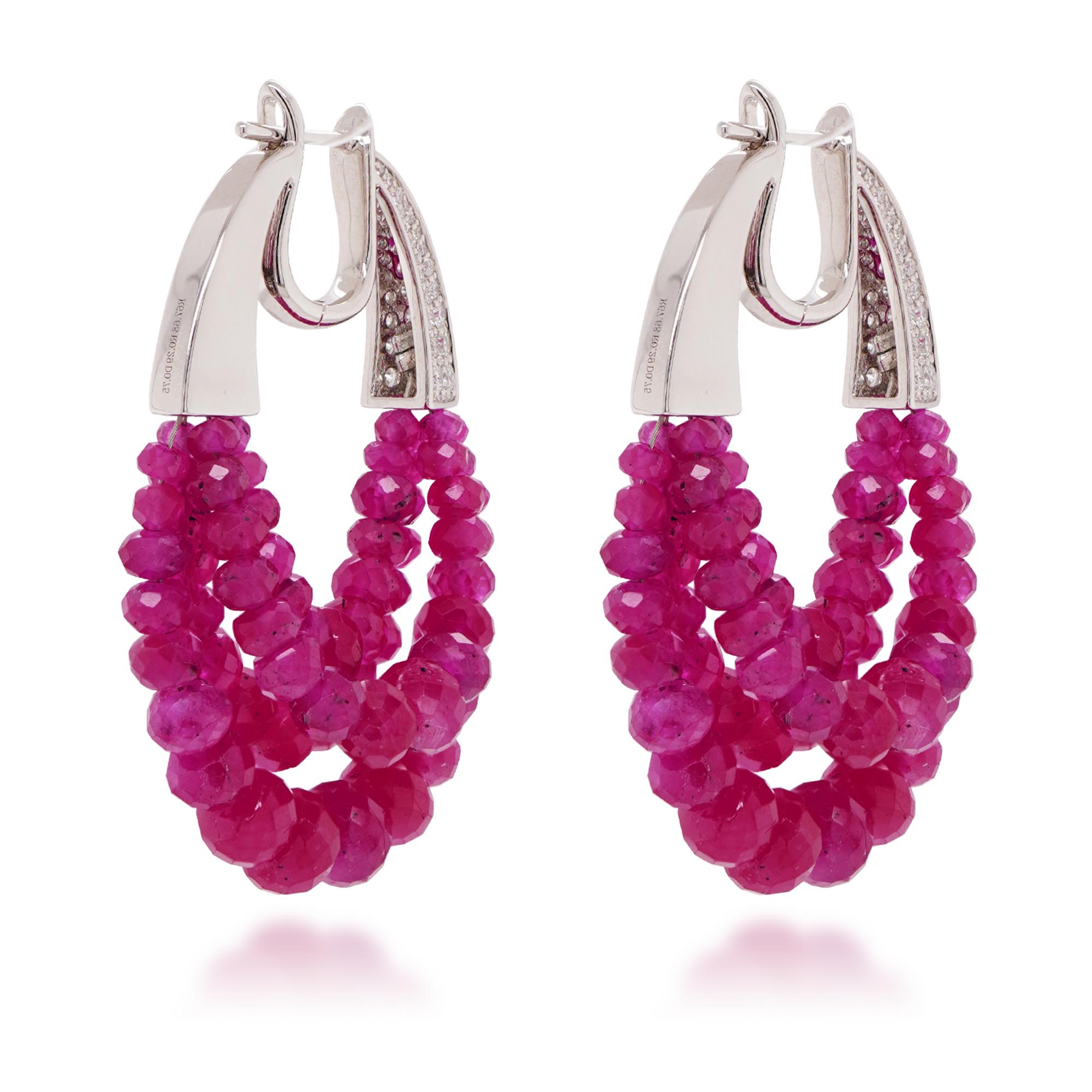 Anglo-Indian 67.68 Carats Vivid Color Ruby & 0.75 Carats White Diamond Stunning Earring