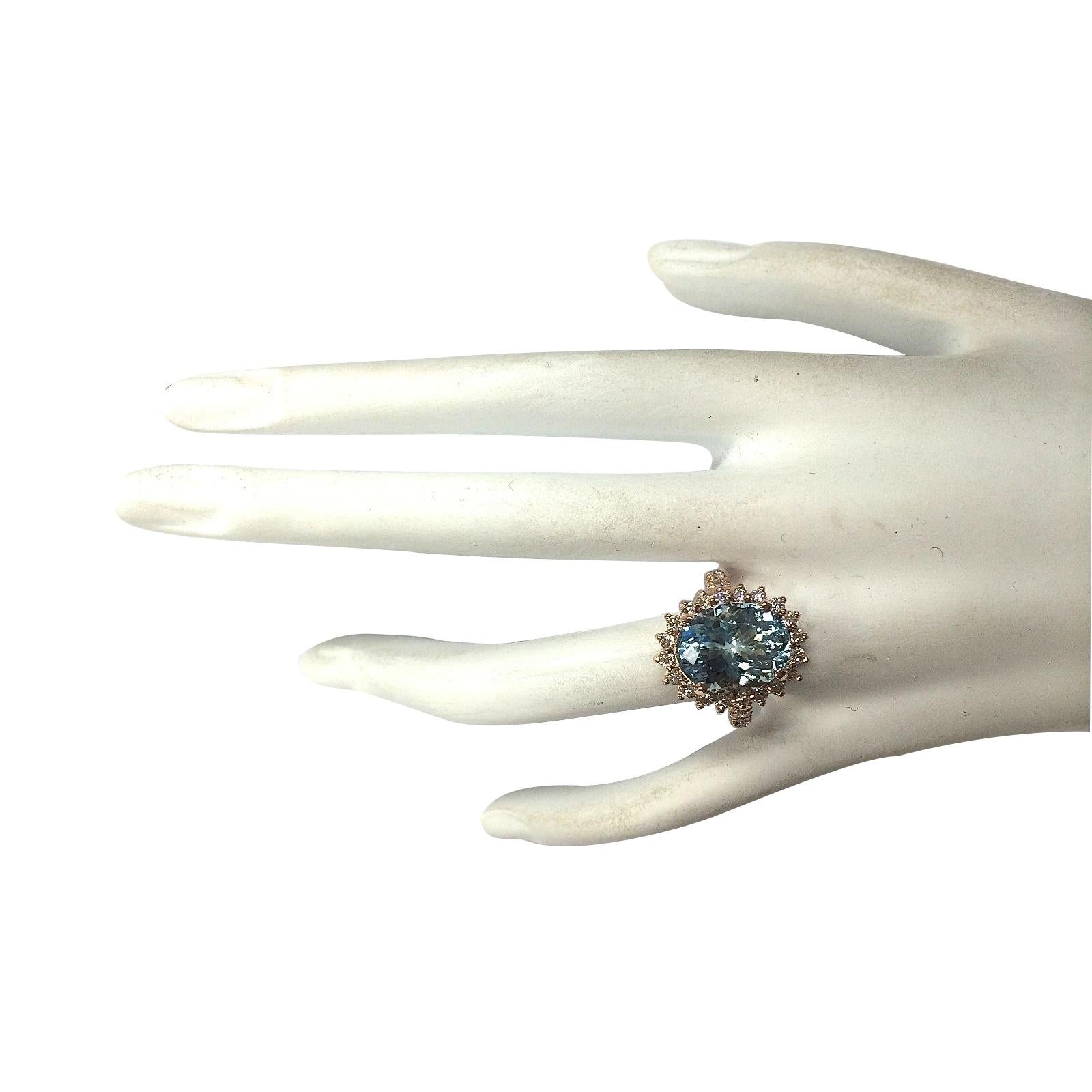 Natural Aquamarine 14 Karat Rose Gold Diamond Ring In New Condition For Sale In Los Angeles, CA