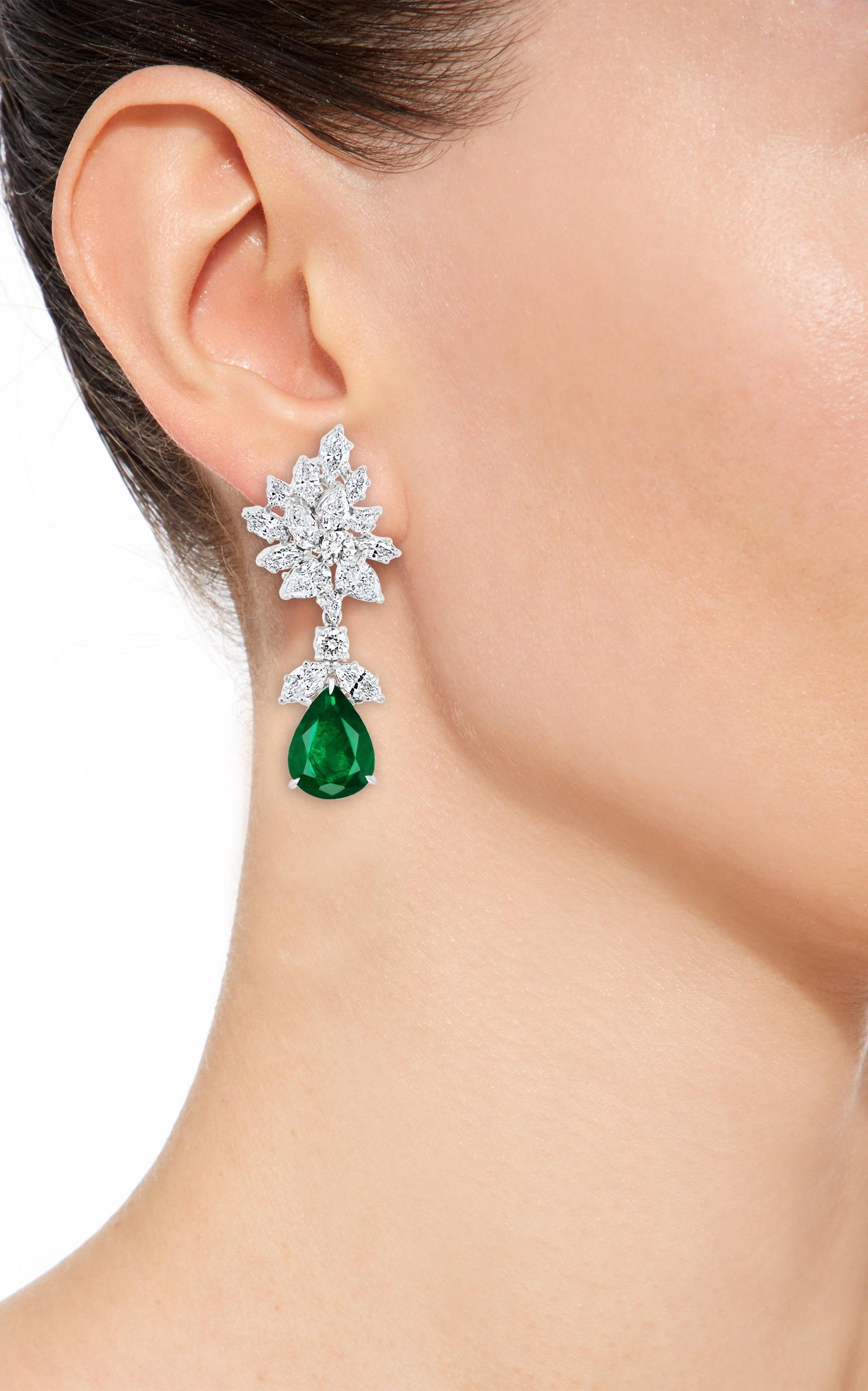 Pear Cut 6.79 Carat Certified Colombian Minor Emerald Diamond Removable Drop Earrings PT For Sale