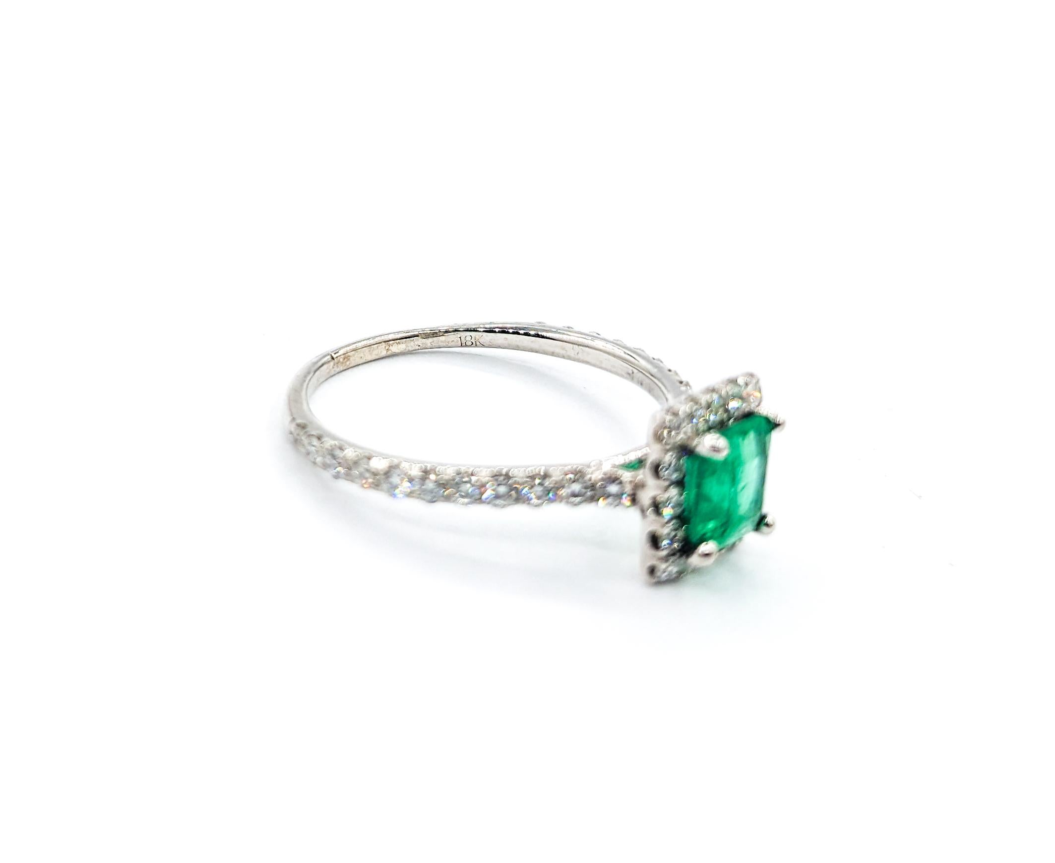 .67ct Colombian GIA Emerald & Diamond Halo Ring In White Gold In Excellent Condition For Sale In Bloomington, MN